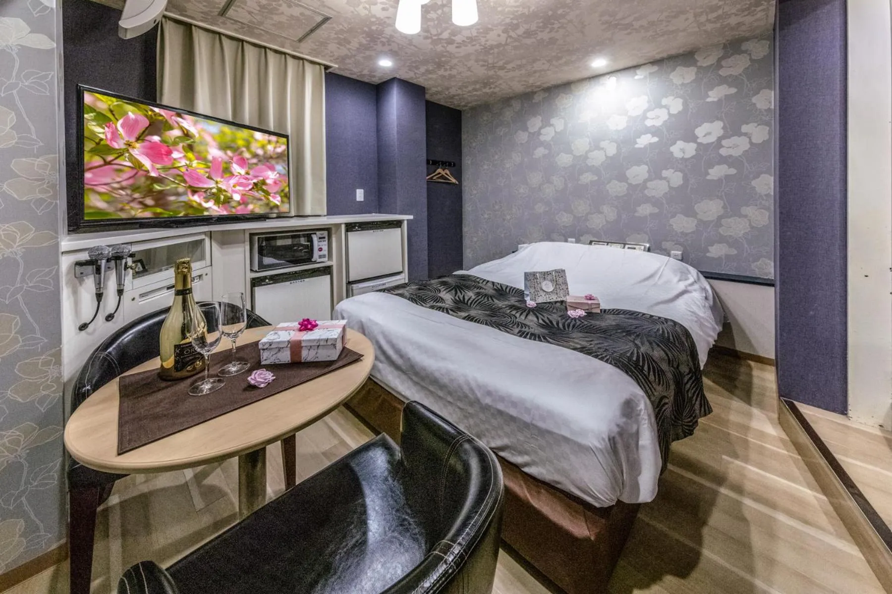 Photo of the whole room, Bed in Hotel ＧEM - Adult Only