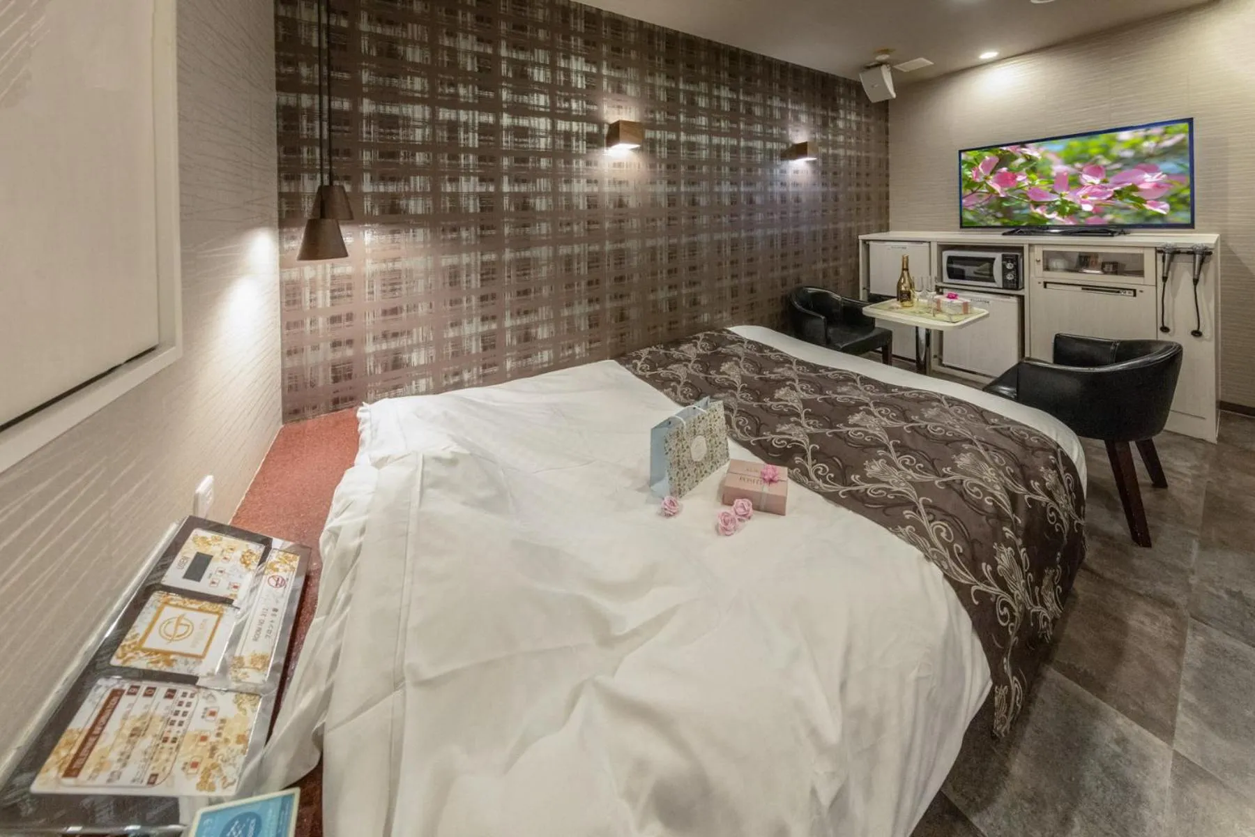 Photo of the whole room, Bed in Hotel ＧEM - Adult Only