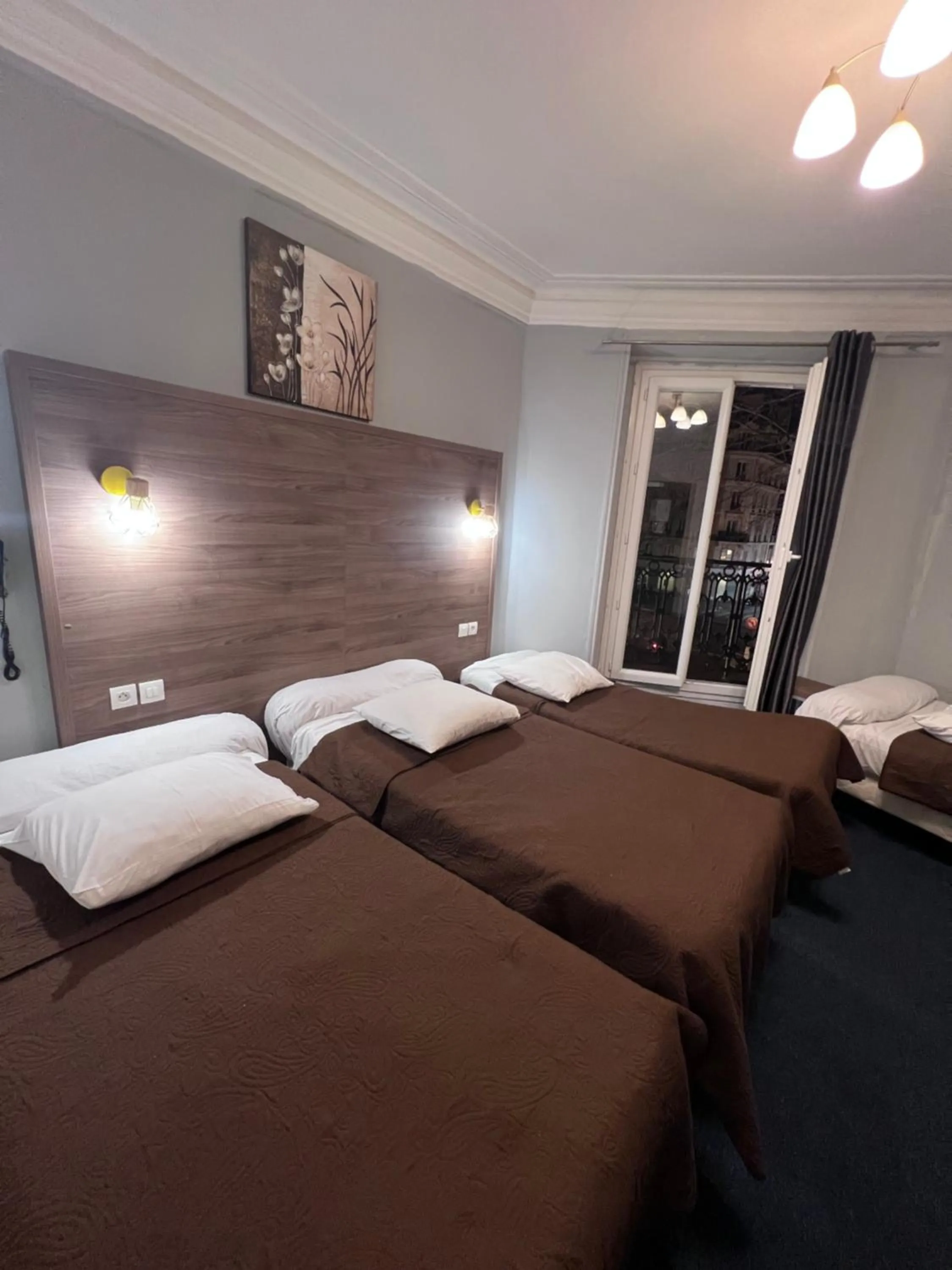 Bed in Grand Hôtel De L'Europe