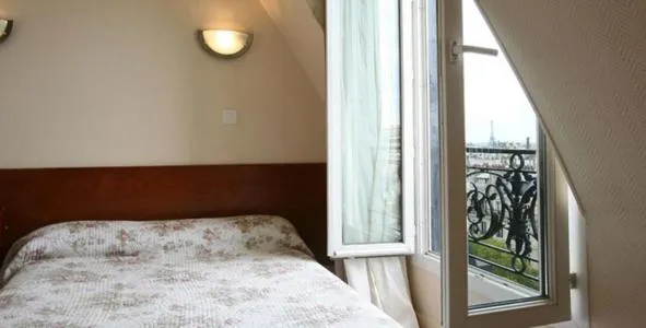 Bed in Grand Hôtel De L'Europe