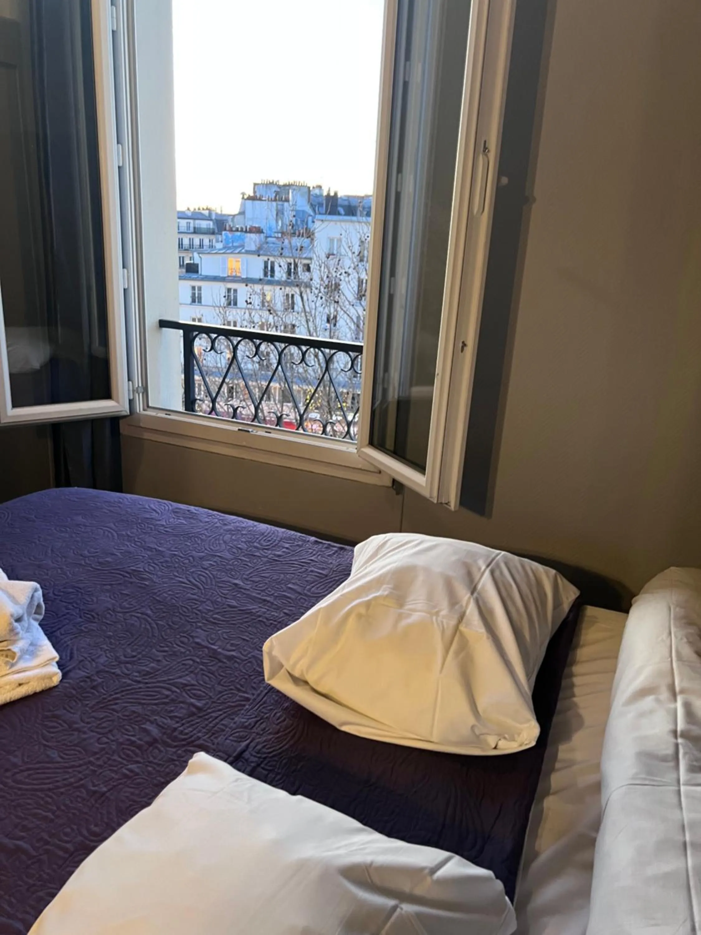 Bed in Grand Hôtel De L'Europe