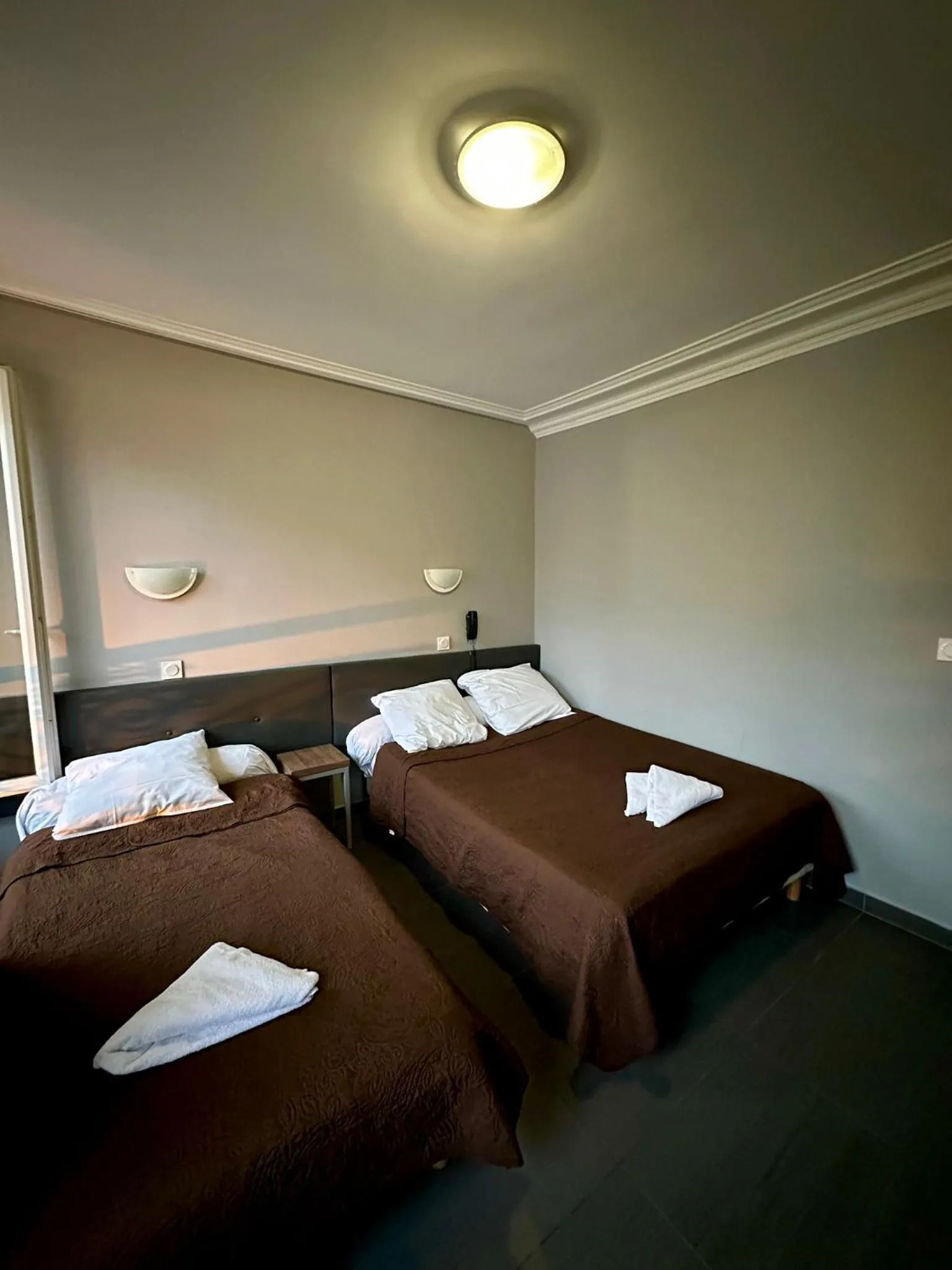 Bedroom, Bed in Grand Hôtel De L'Europe