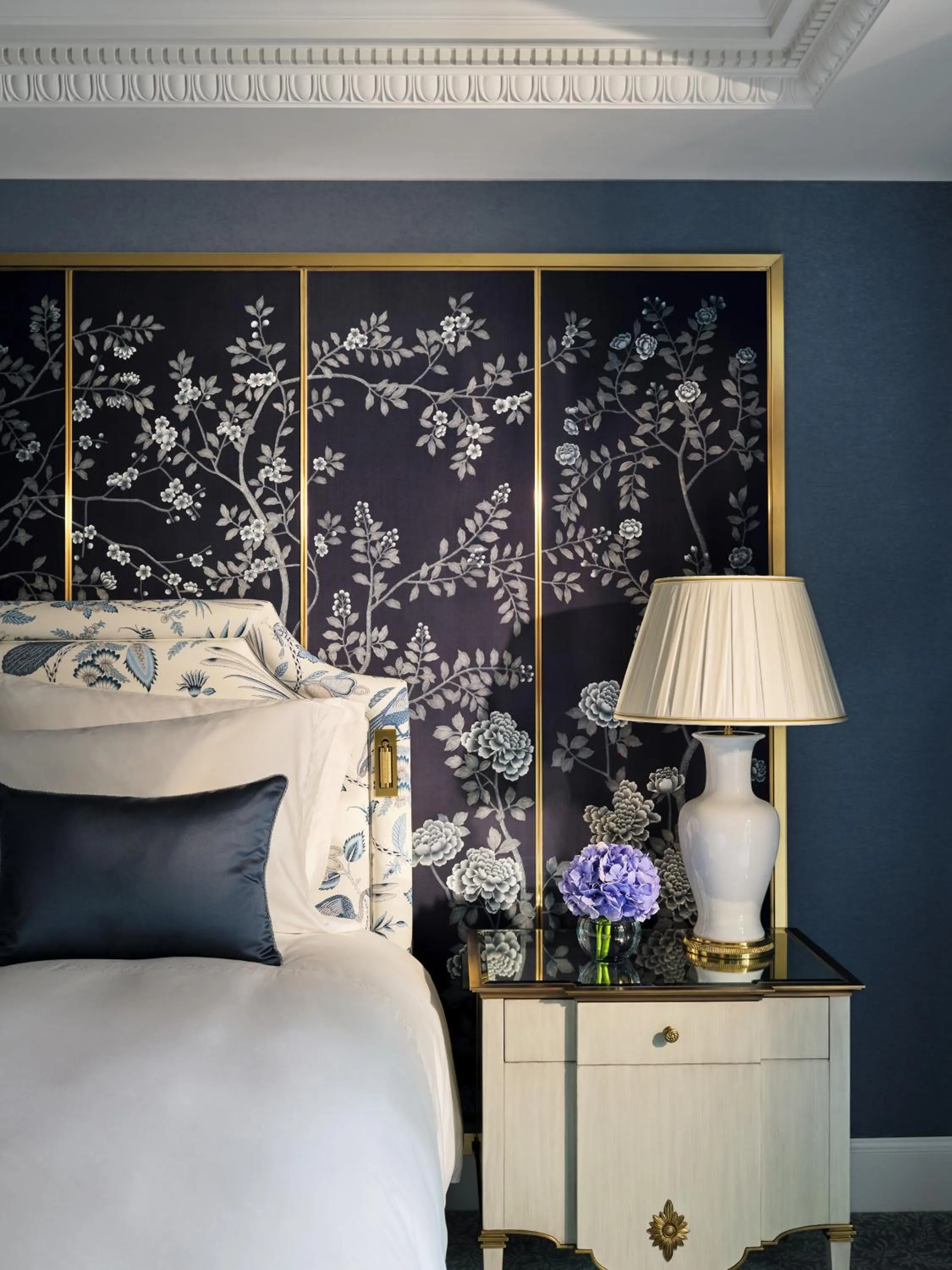 Bed in The Dorchester - Dorchester Collection