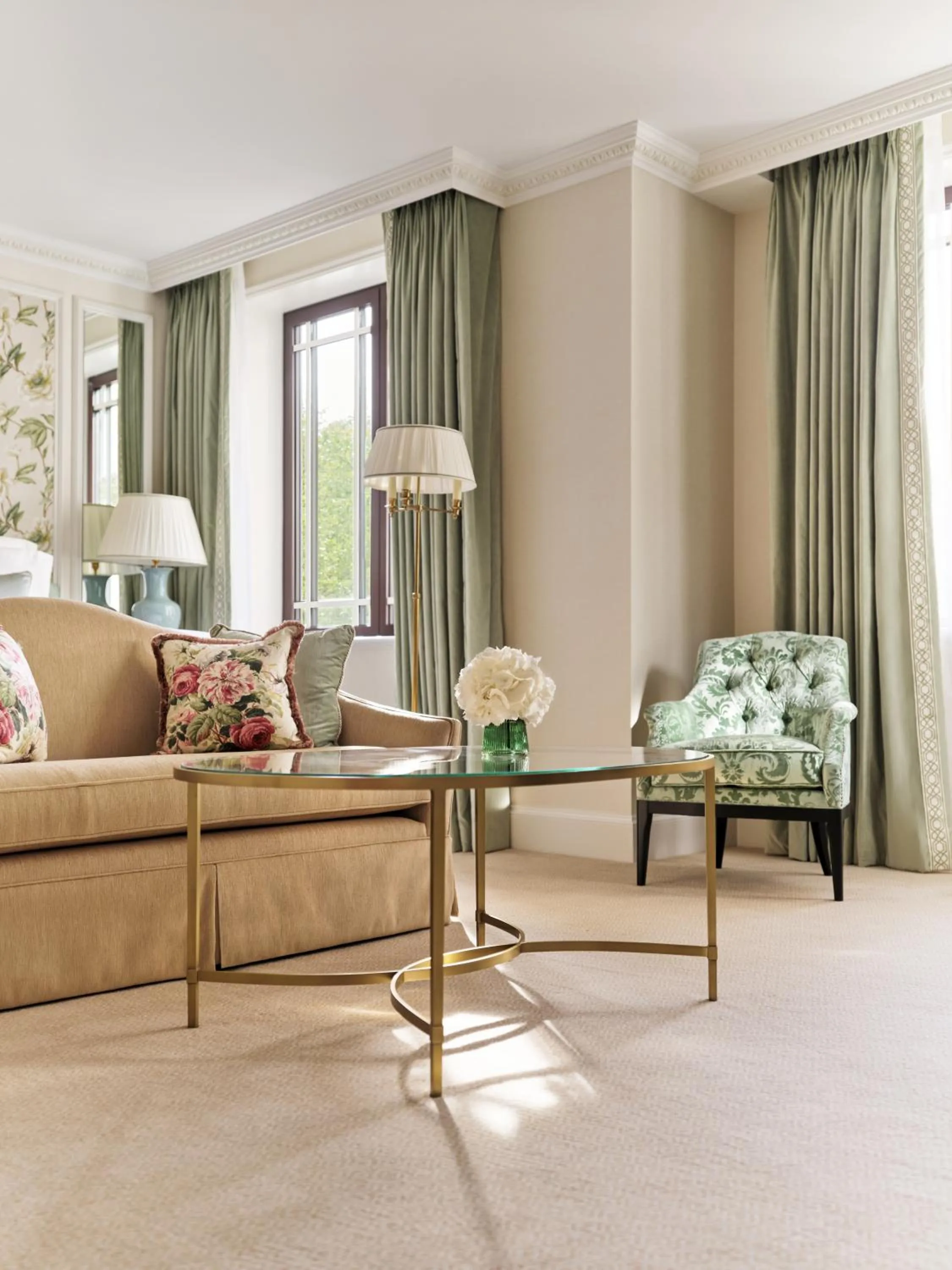 Seating area in The Dorchester - Dorchester Collection