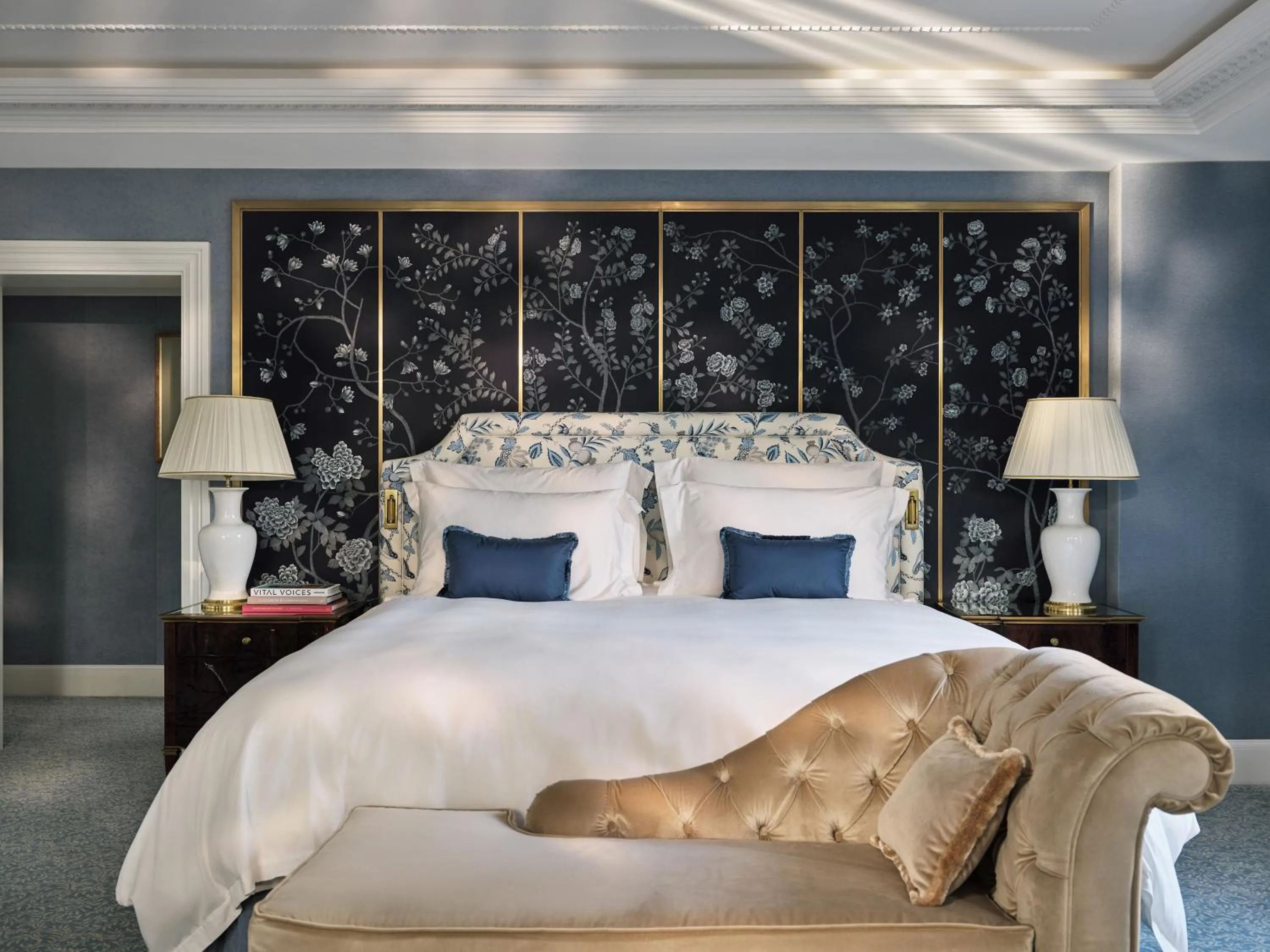 Bed in The Dorchester - Dorchester Collection