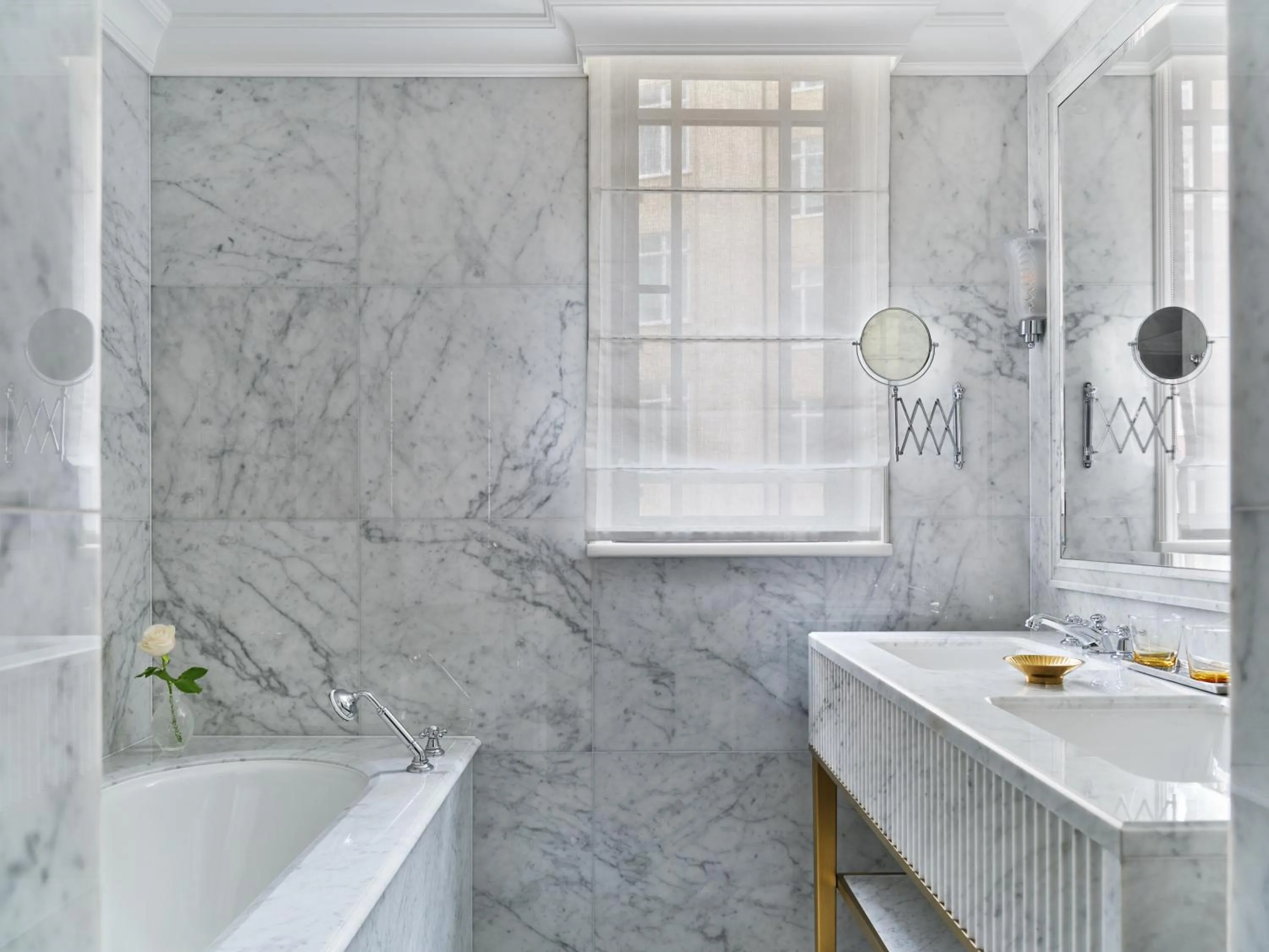 Bathroom in The Dorchester - Dorchester Collection