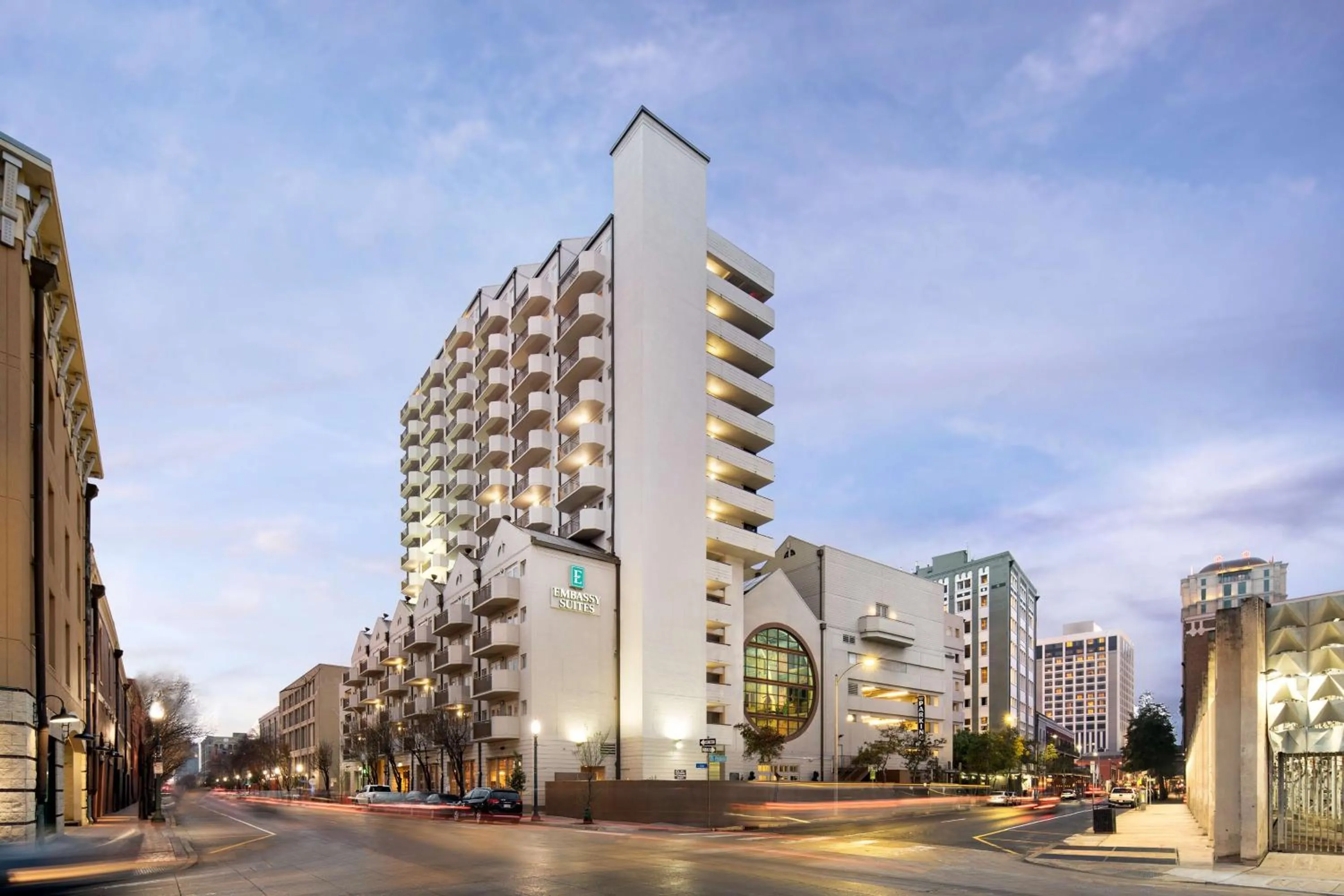 Property building in Embassy Suites by Hilton New Orleans Convention Center