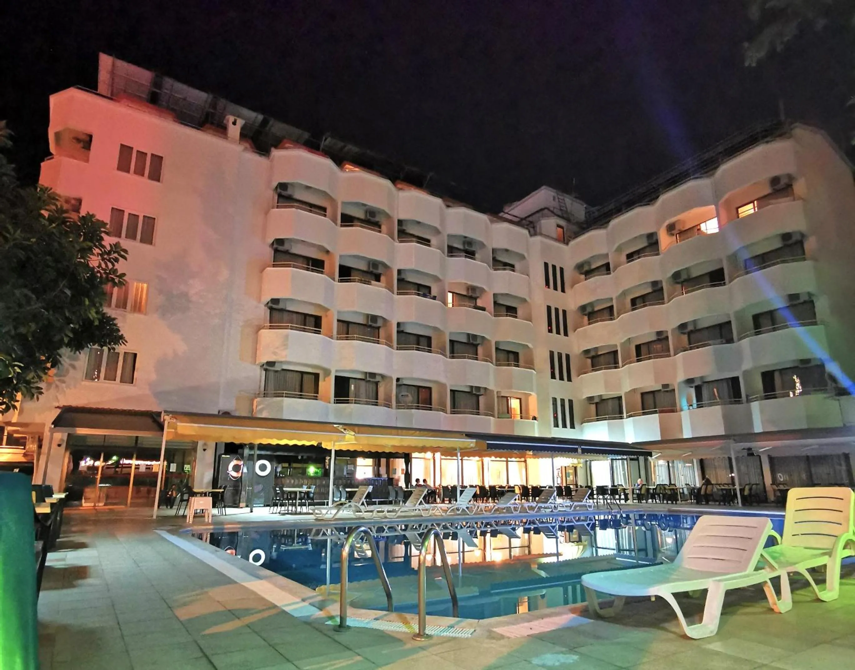Property building in Intermar Hotel