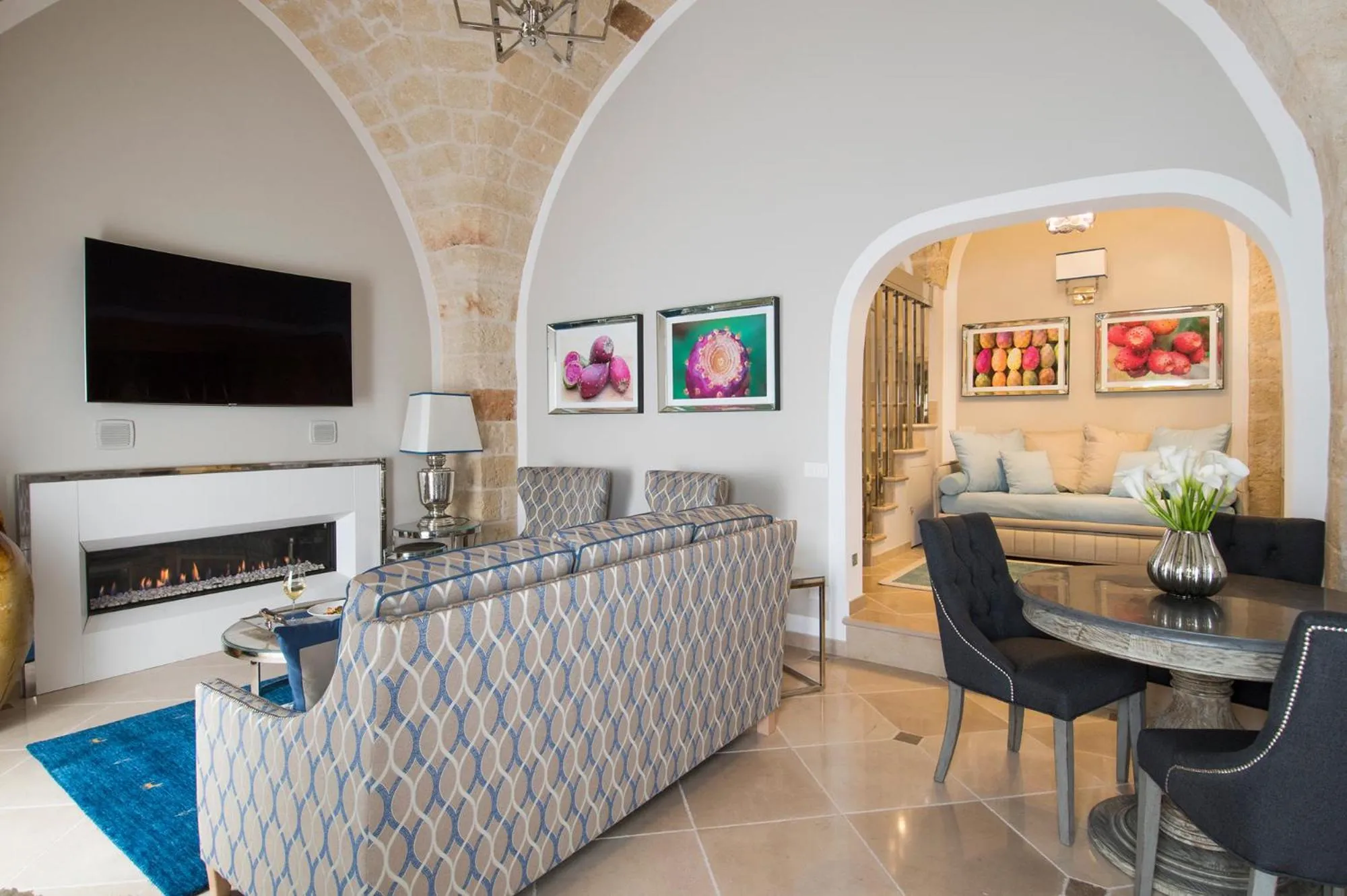 TV and multimedia in Hotel Don Ferrante