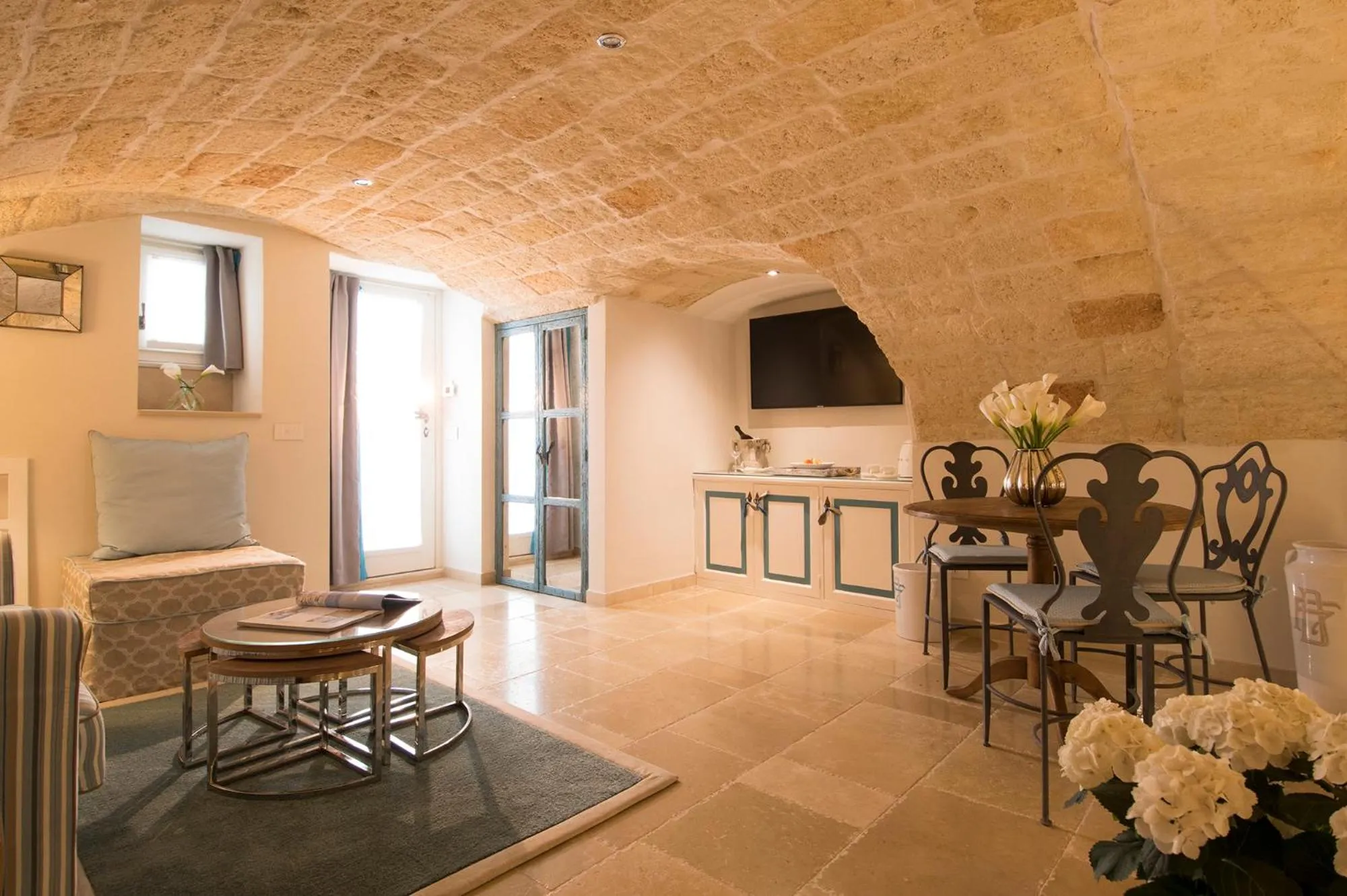 Spring in Hotel Don Ferrante