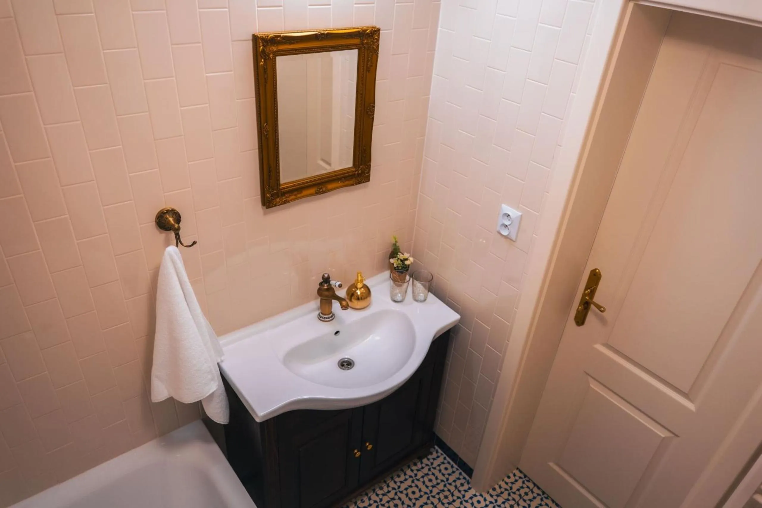 Bathroom in Hotel Grand