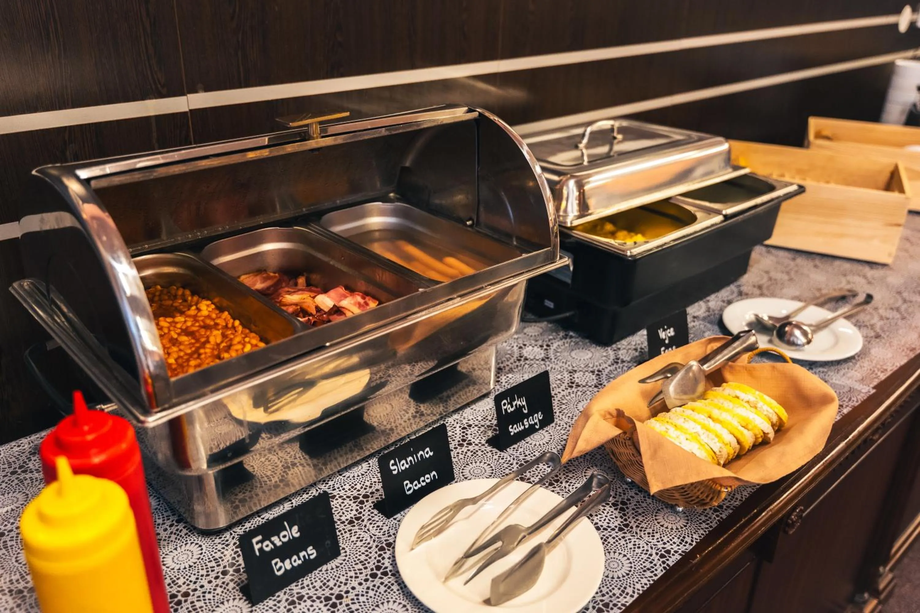 Buffet breakfast in Hotel Grand