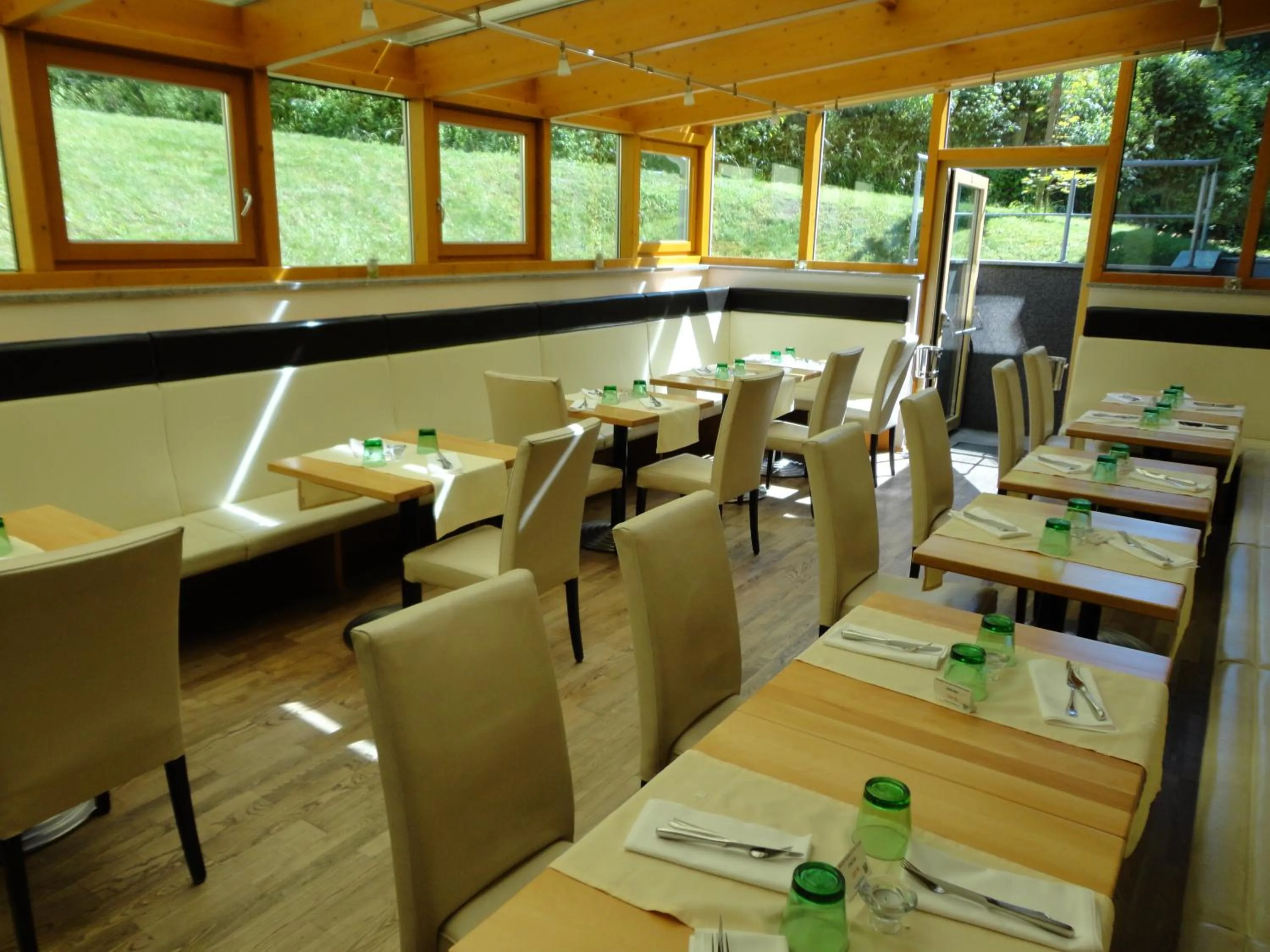 Restaurant/places to eat in Komfort-Hotel Stockinger