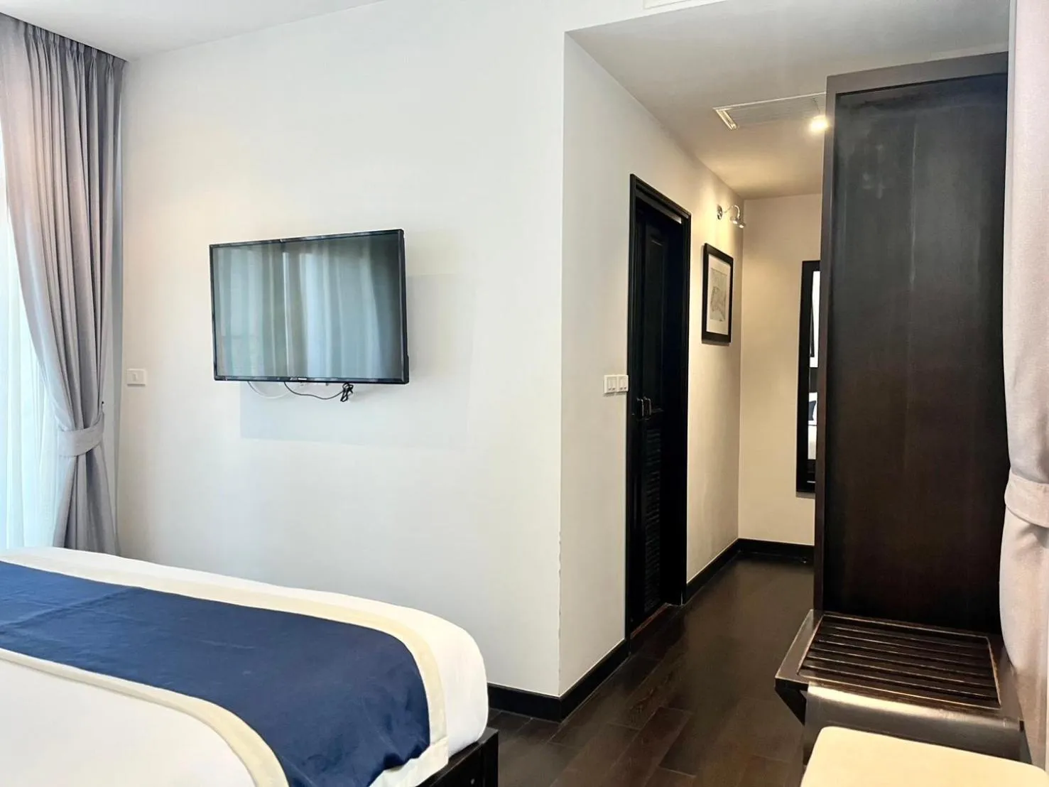 Bed in Cheeva Dee Hotel