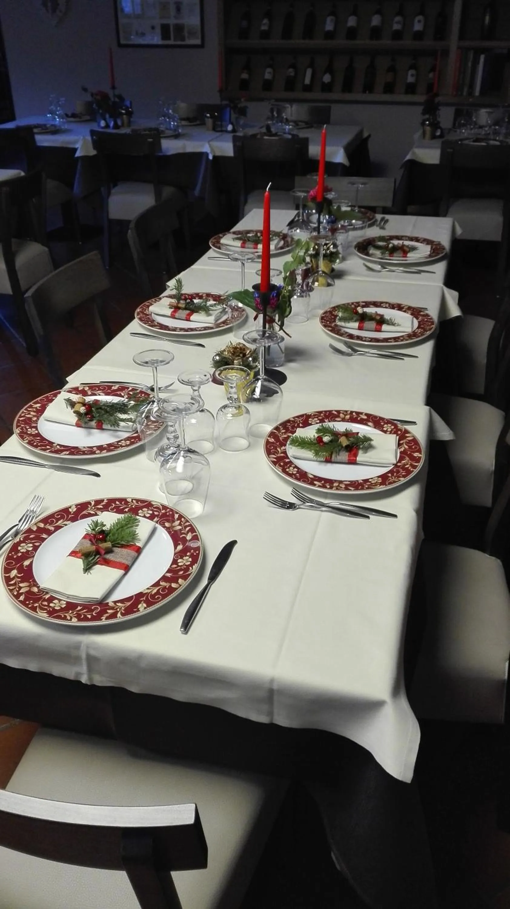 Restaurant/places to eat in Hotel Bristol