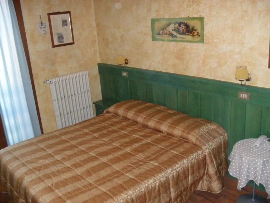 Bedroom, Bed in Hotel Bristol