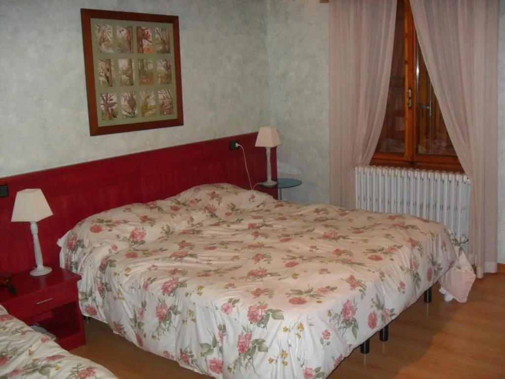 Bedroom, Bed in Hotel Bristol