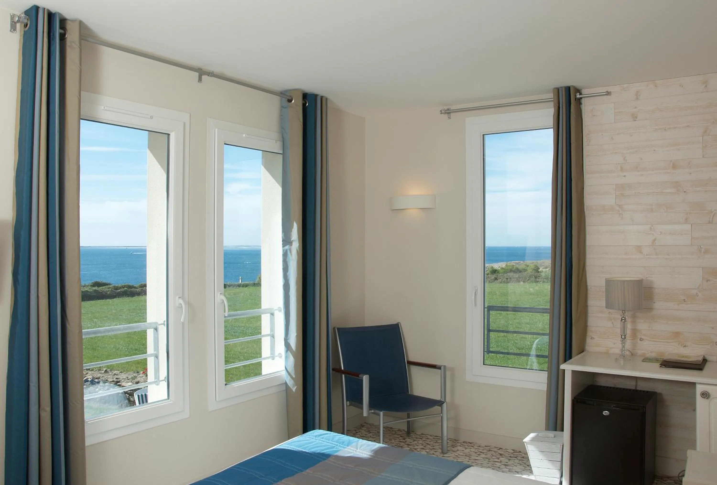 View (from property/room) in Logis Hôtel Vent d'Iroise