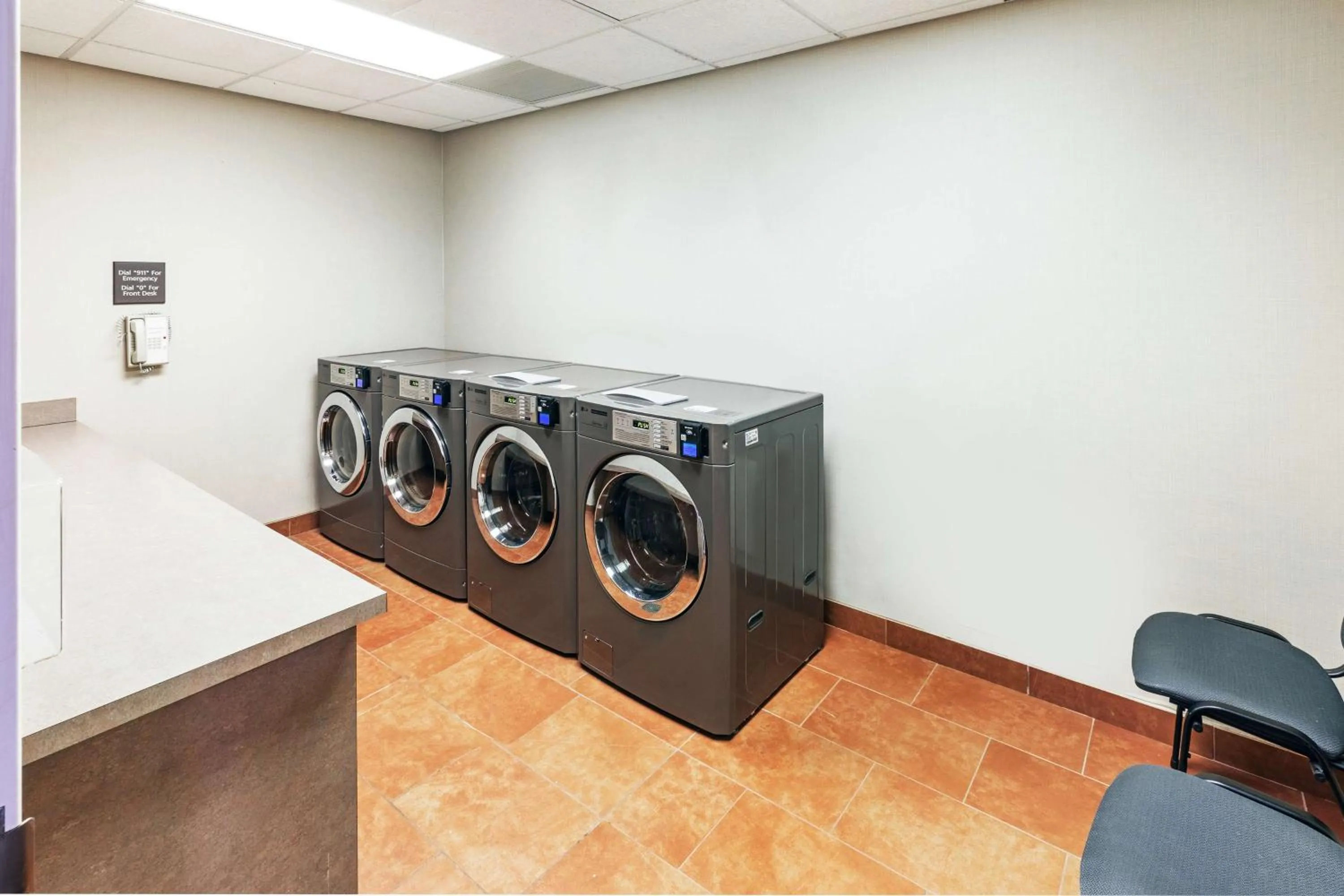 Property building in Hampton Inn Miami, Oklahoma