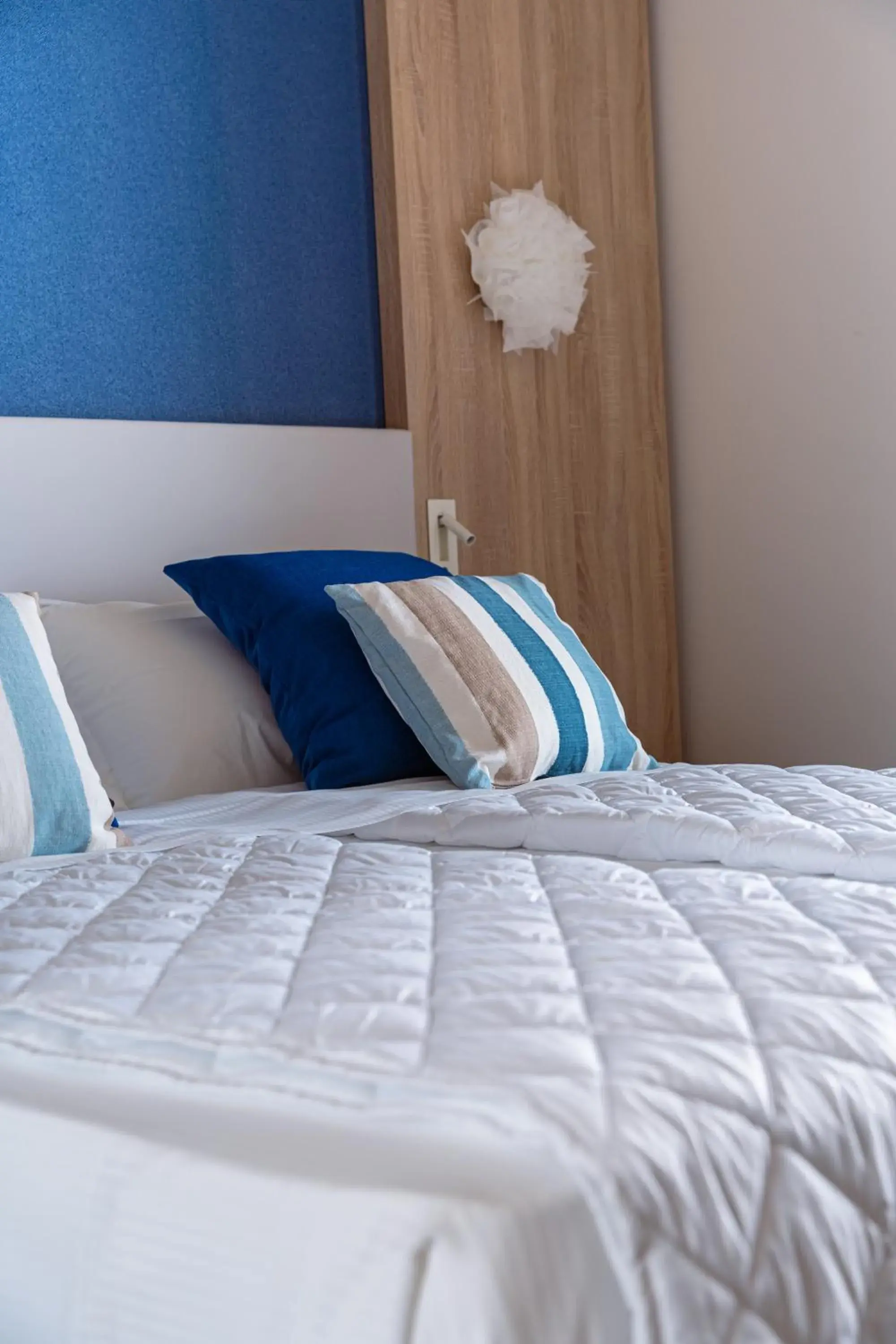 Double or Twin Room with Side Sea View in Hotel Galassia Suites & Spa Double or Twin Room with Side Sea View in Hotel Galassia Suites & Spa