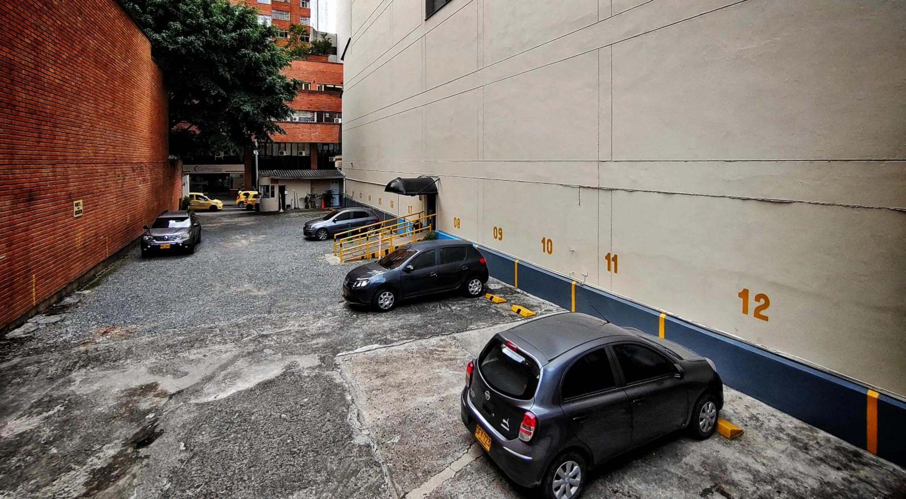 Family in Gran Hotel