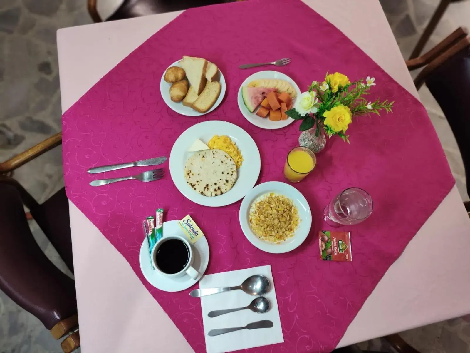 Triple Room in Gran Hotel Triple Room in Gran Hotel