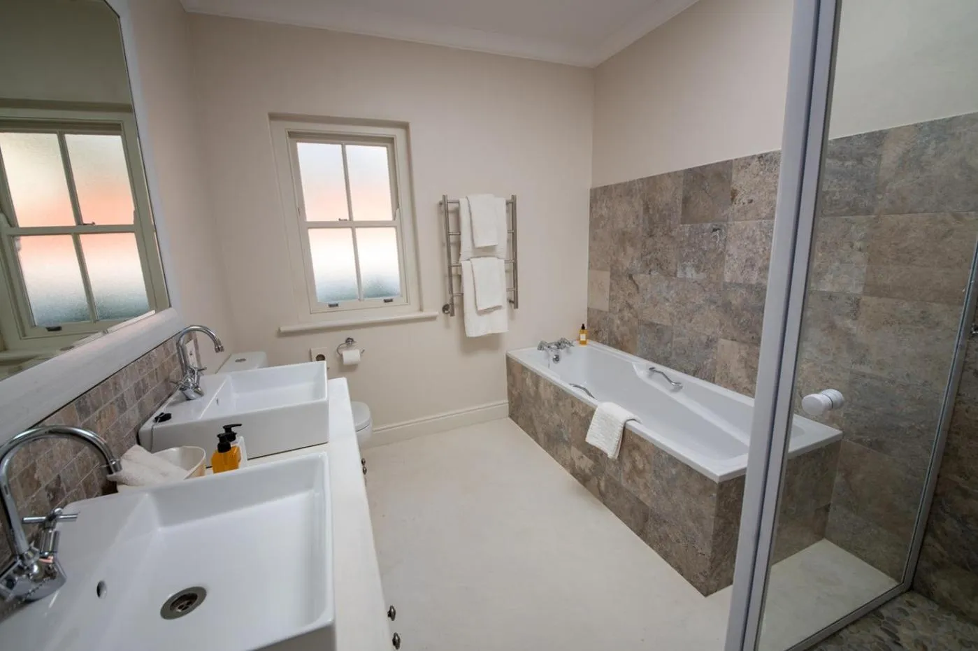 Toilet in Maison d'Ail Guest House