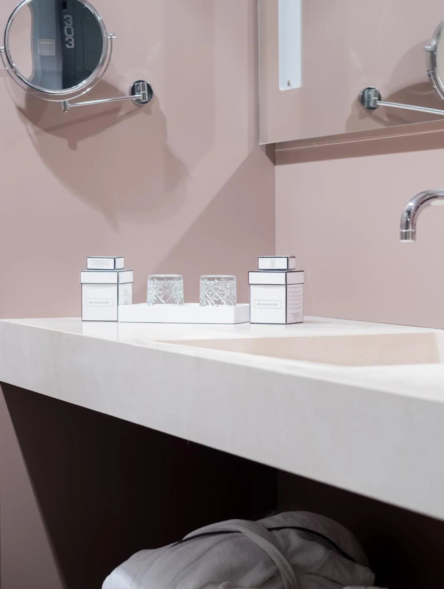 Bathroom in The Glam Boutique Hotel & Apt