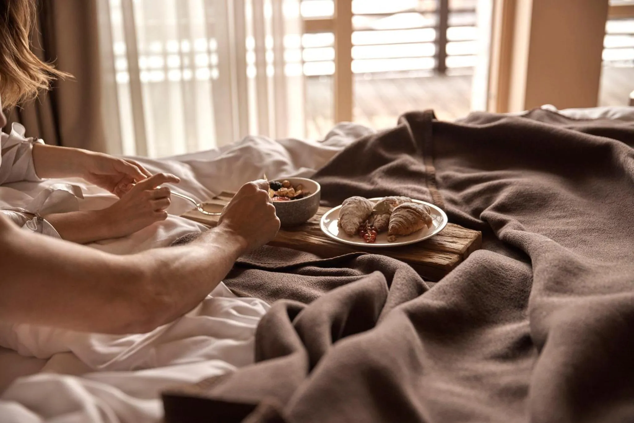 Photo of the whole room, Bed in COMO Alpina Dolomites