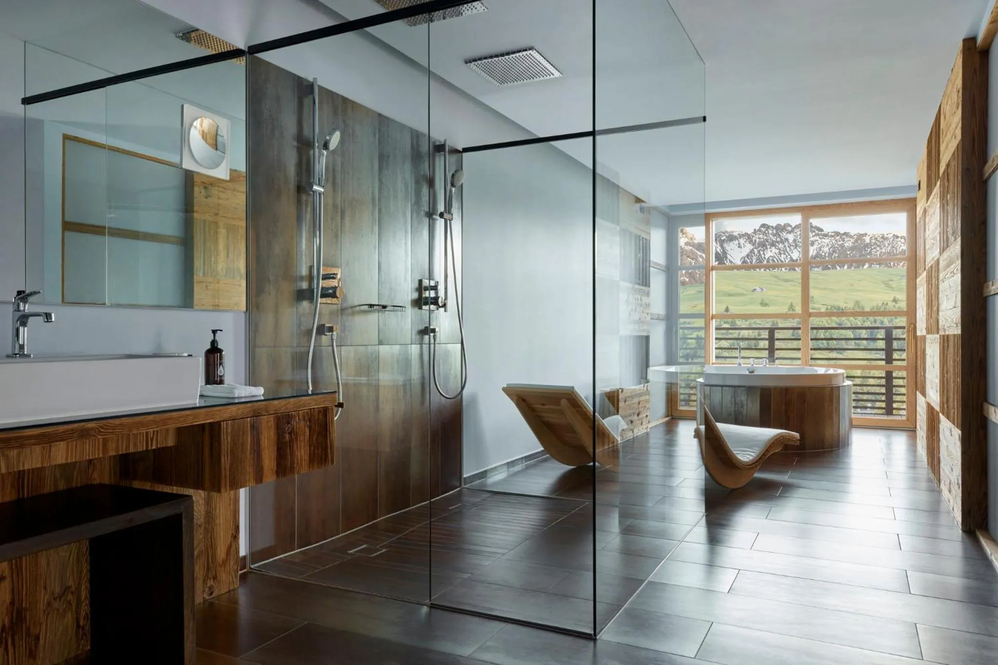 Photo of the whole room in COMO Alpina Dolomites