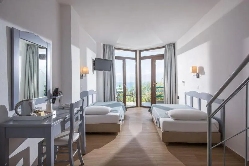 Bed in Hersonissos Village Hotel & Bungalows