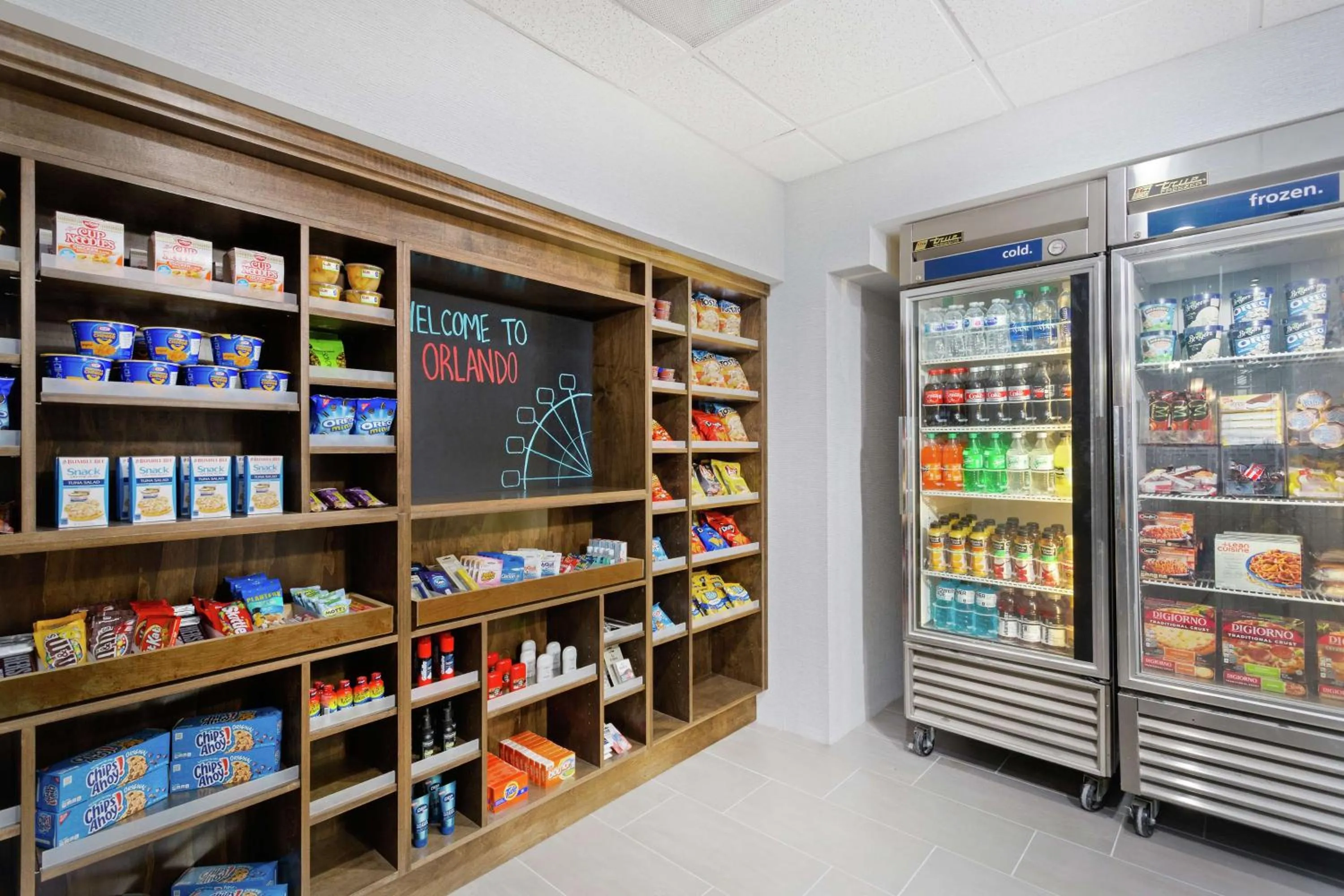 Restaurant/places to eat in Hampton Inn & Suites Orlando International Drive North