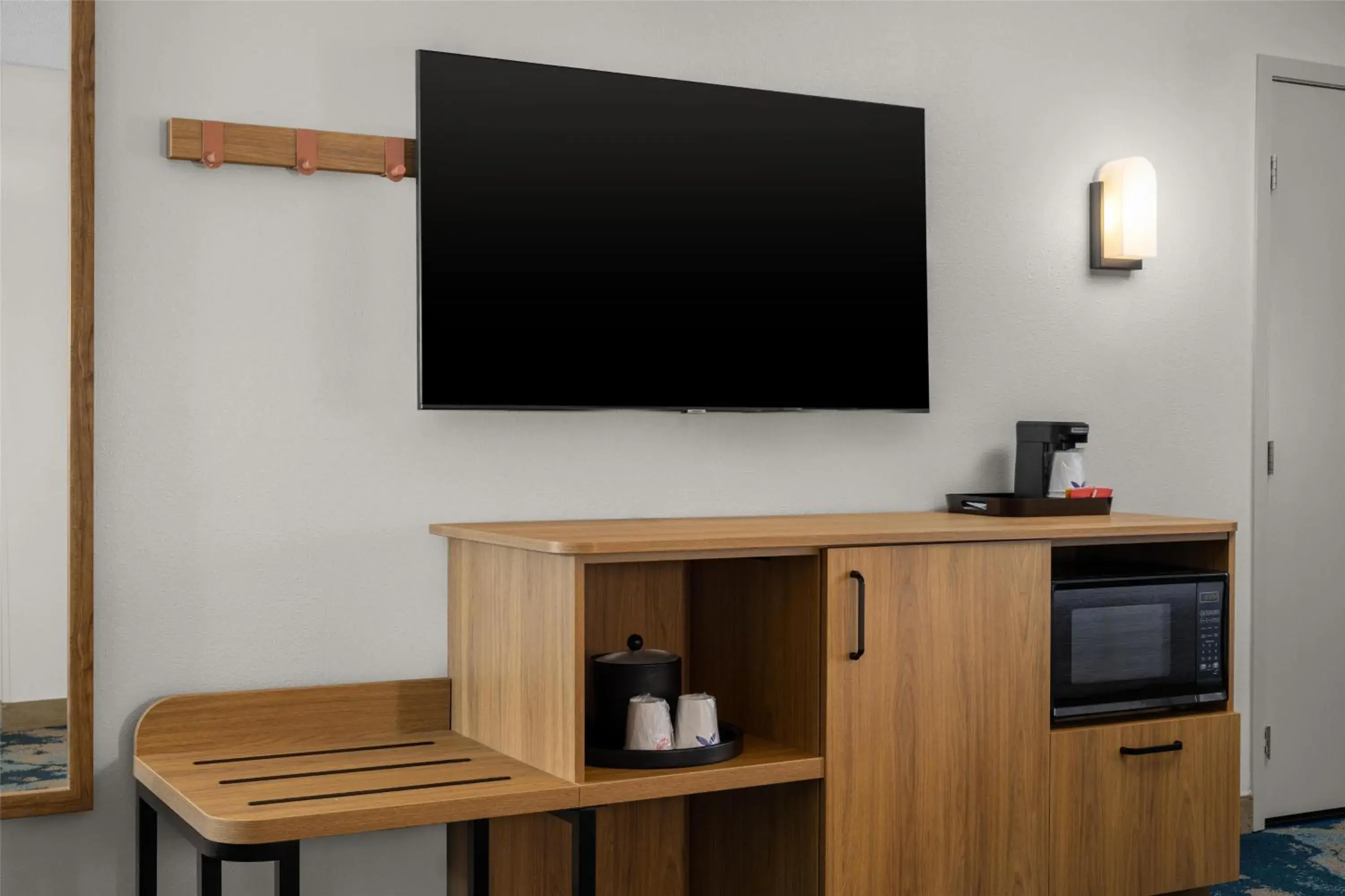 Queen Room with Two Queen Beds in Hampton Inn Miami-Airport West Queen Room with Two Queen Beds in Hampton Inn Miami-Airport West