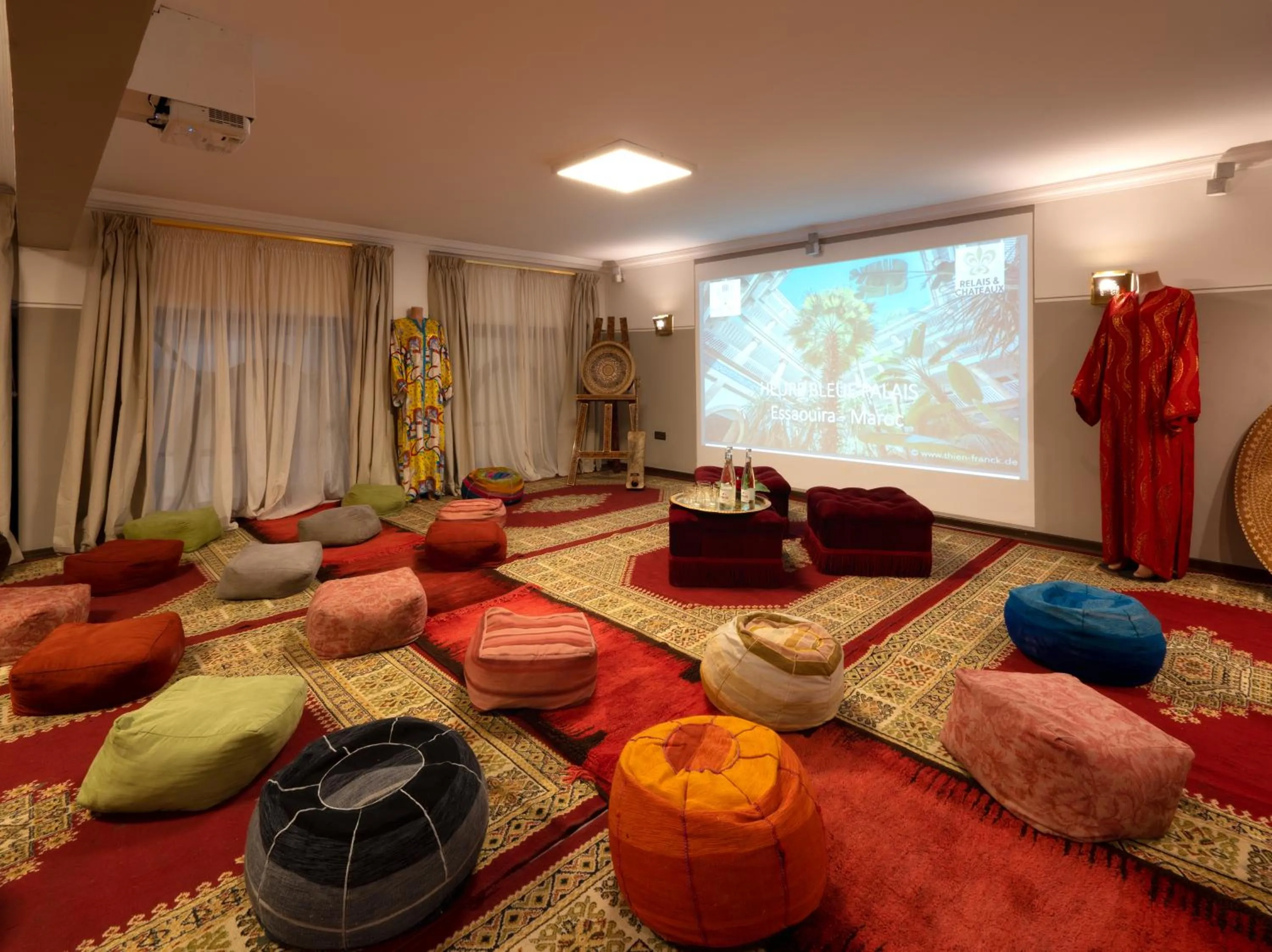 Meeting/conference room in Heure Bleue Palais - Relais & Châteaux