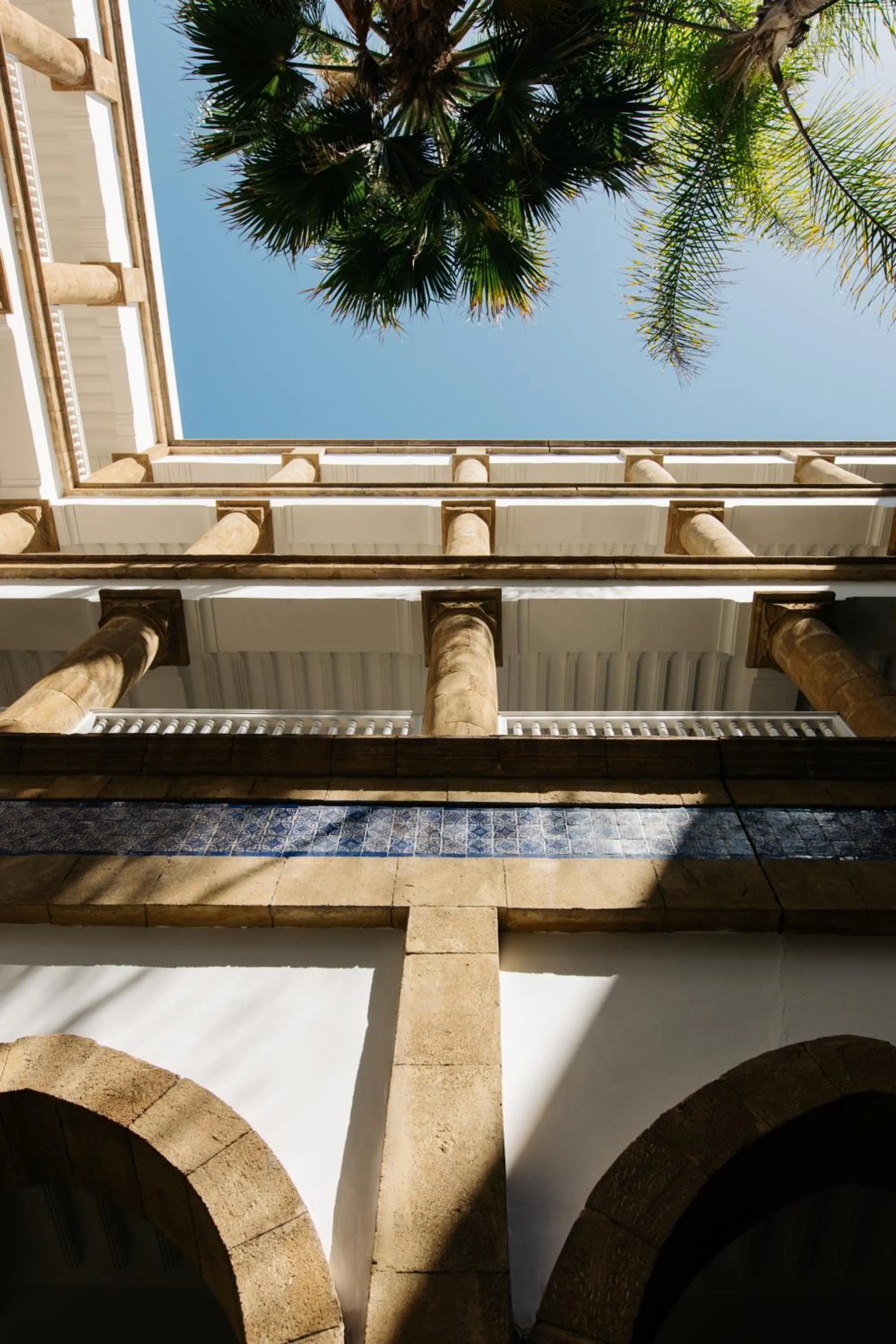 Garden view in Heure Bleue Palais - Relais & Châteaux