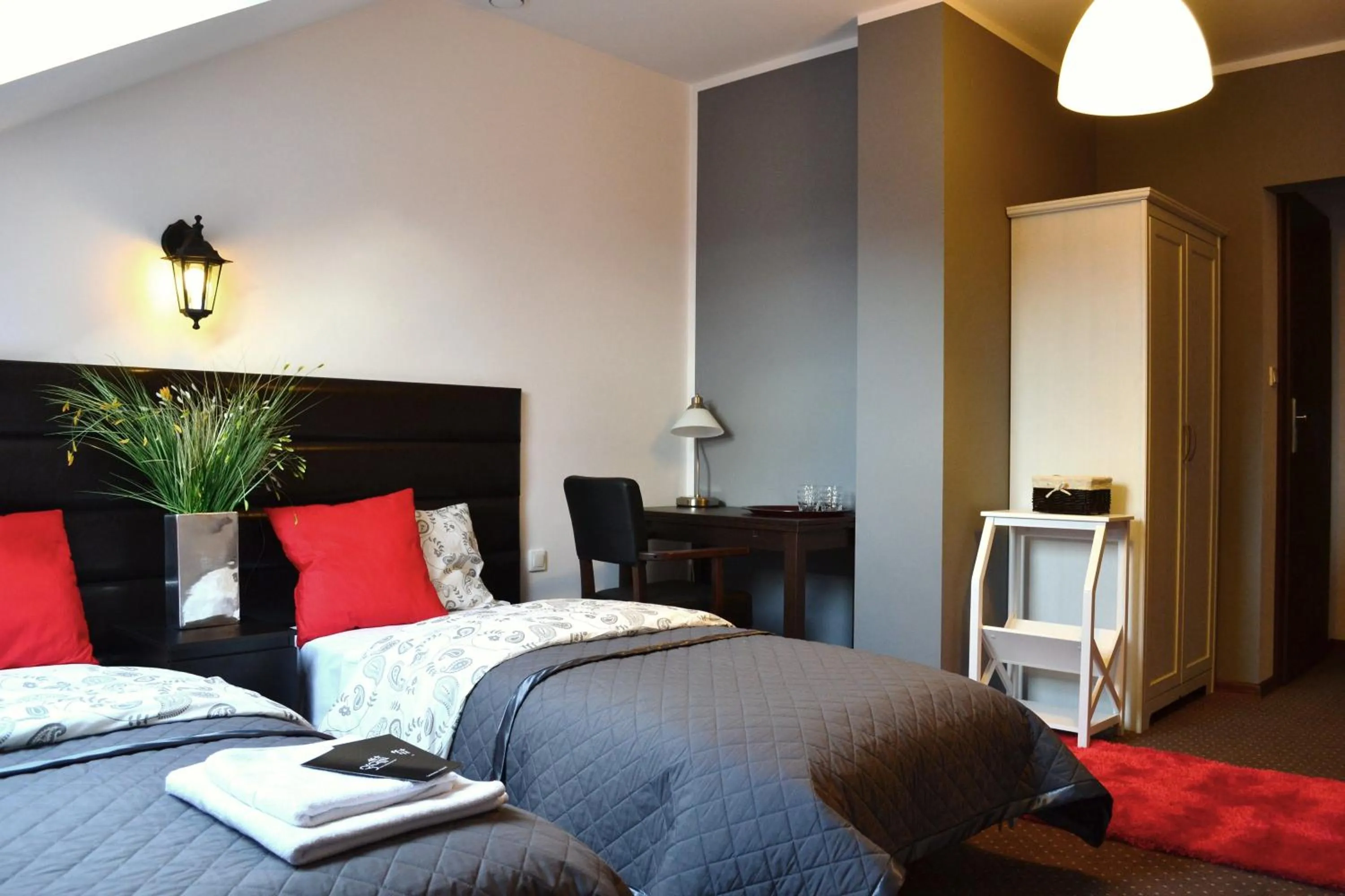 Bedroom, Bed in Hotel Graffit