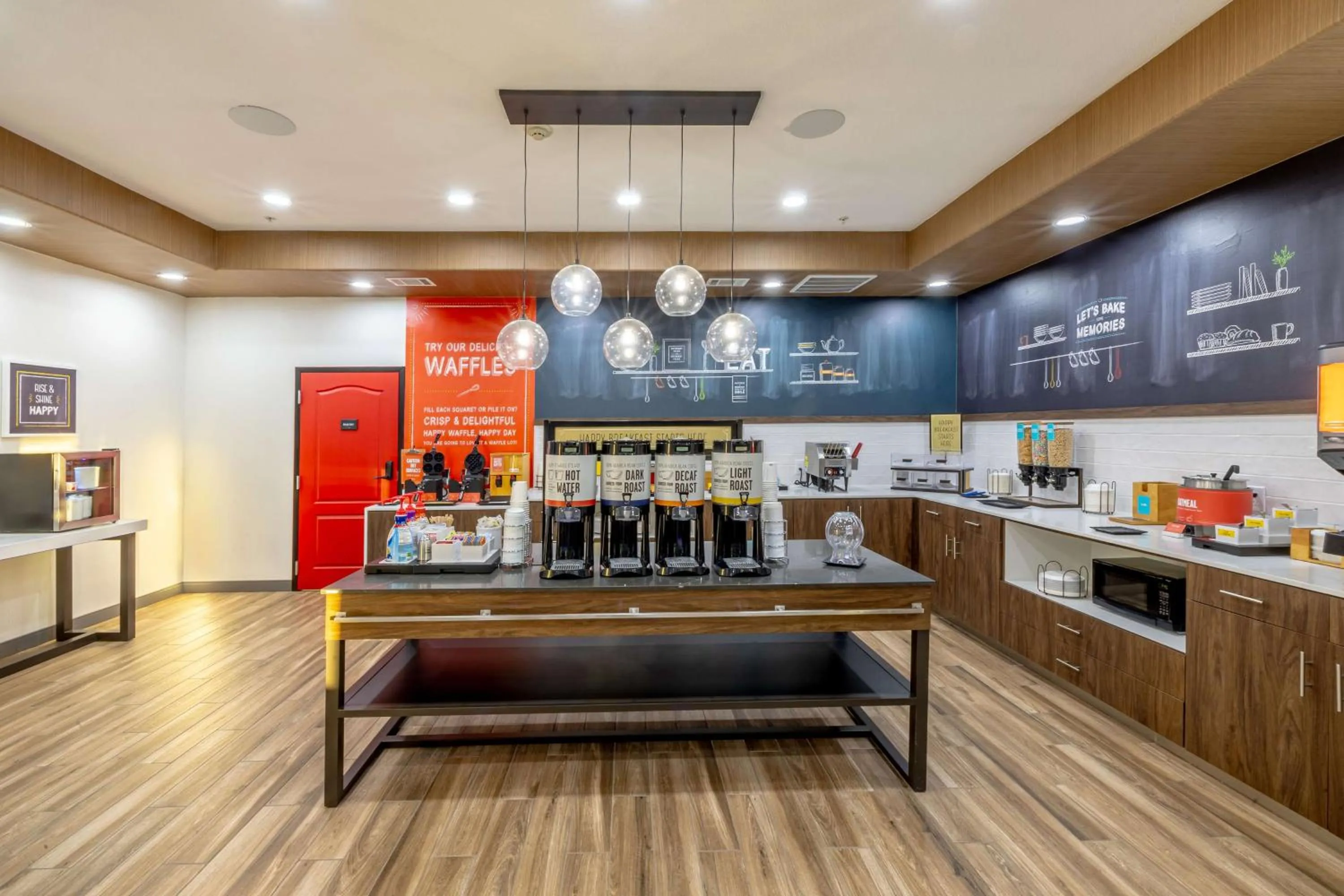 Breakfast in Hampton Inn & Suites Cleburne