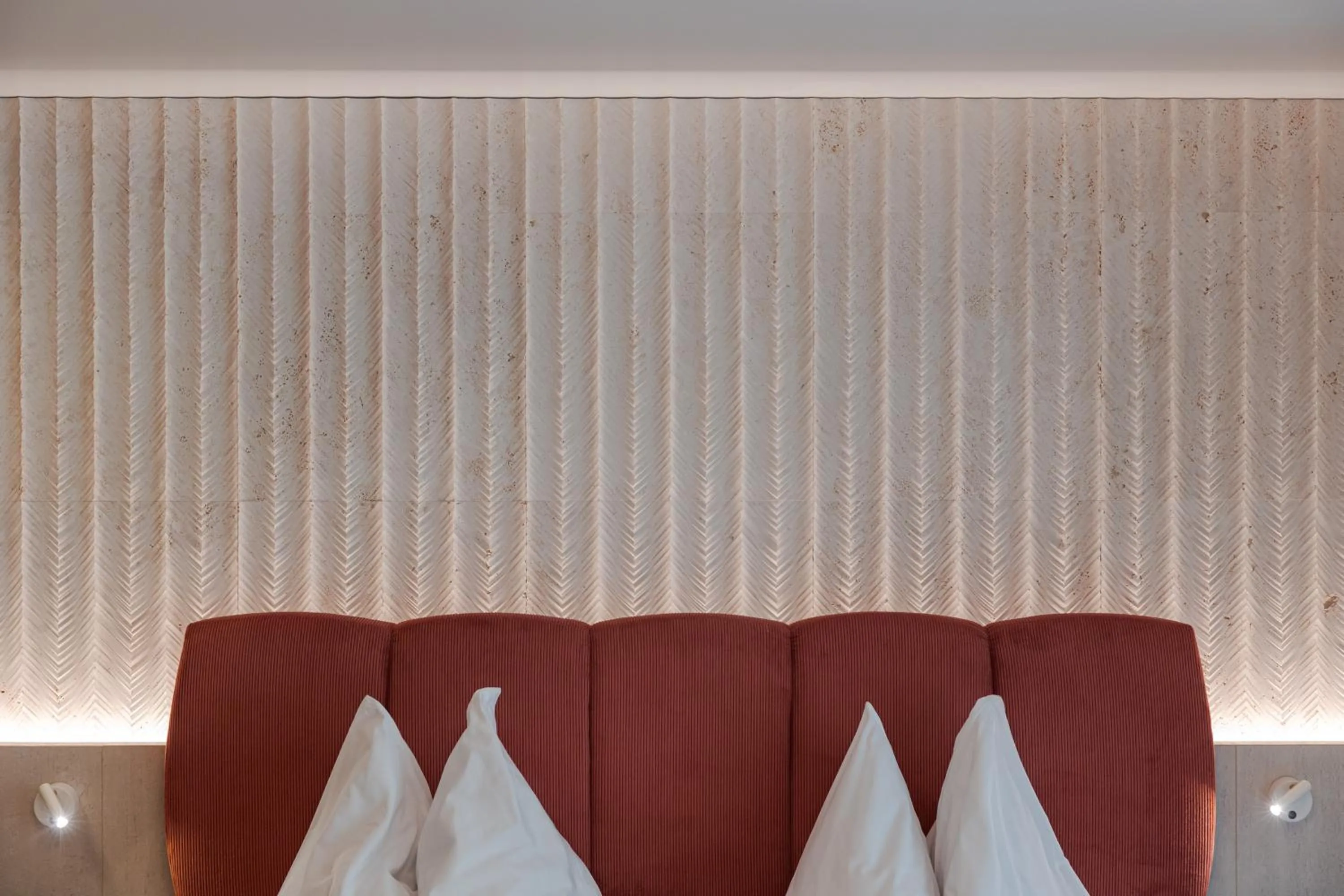 Bed in Latemar - Hotel Suites Spa