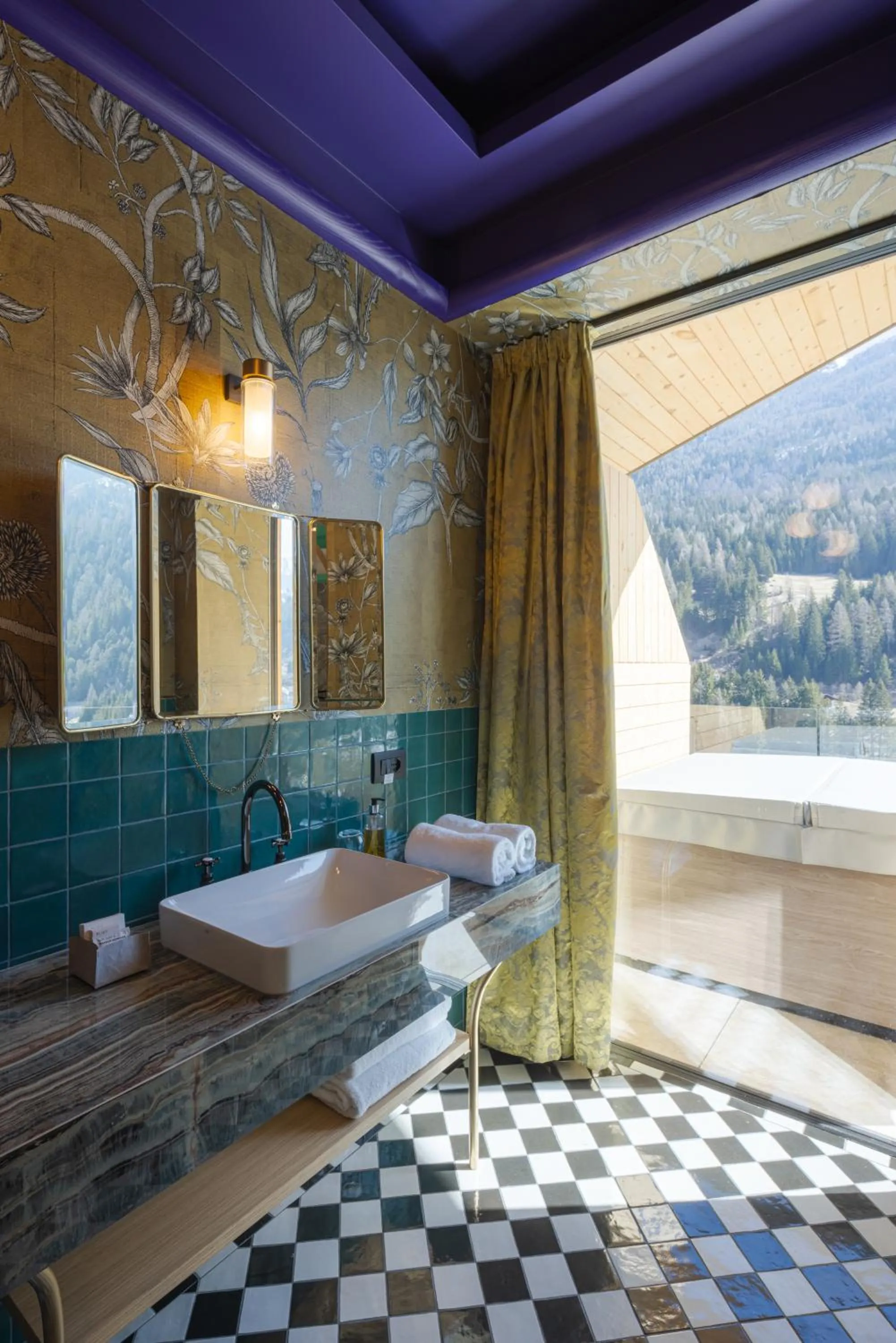 Bathroom in Latemar - Hotel Suites Spa