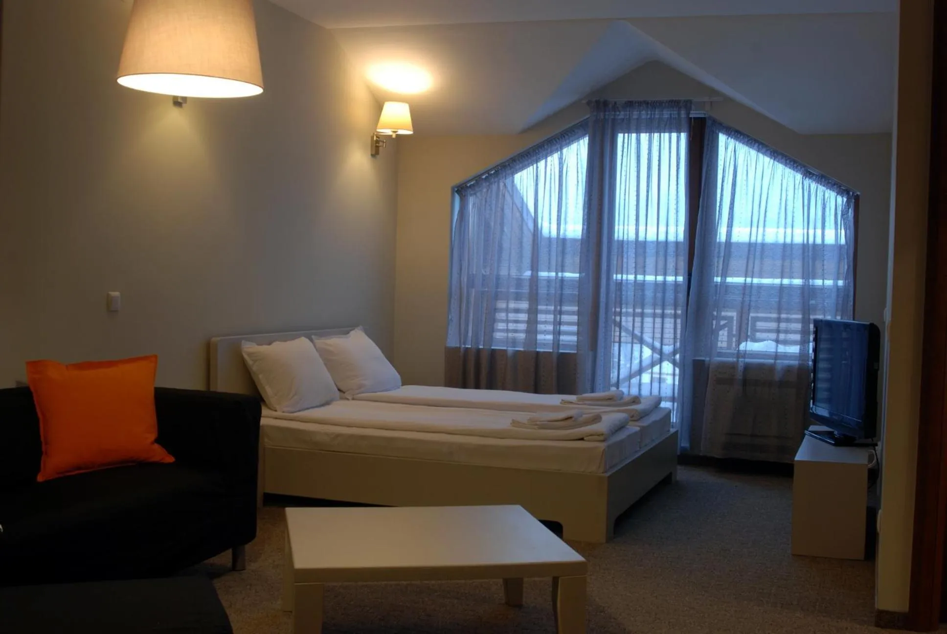 Bedroom, Bed in White Lavina - Ski, Bike, Hike