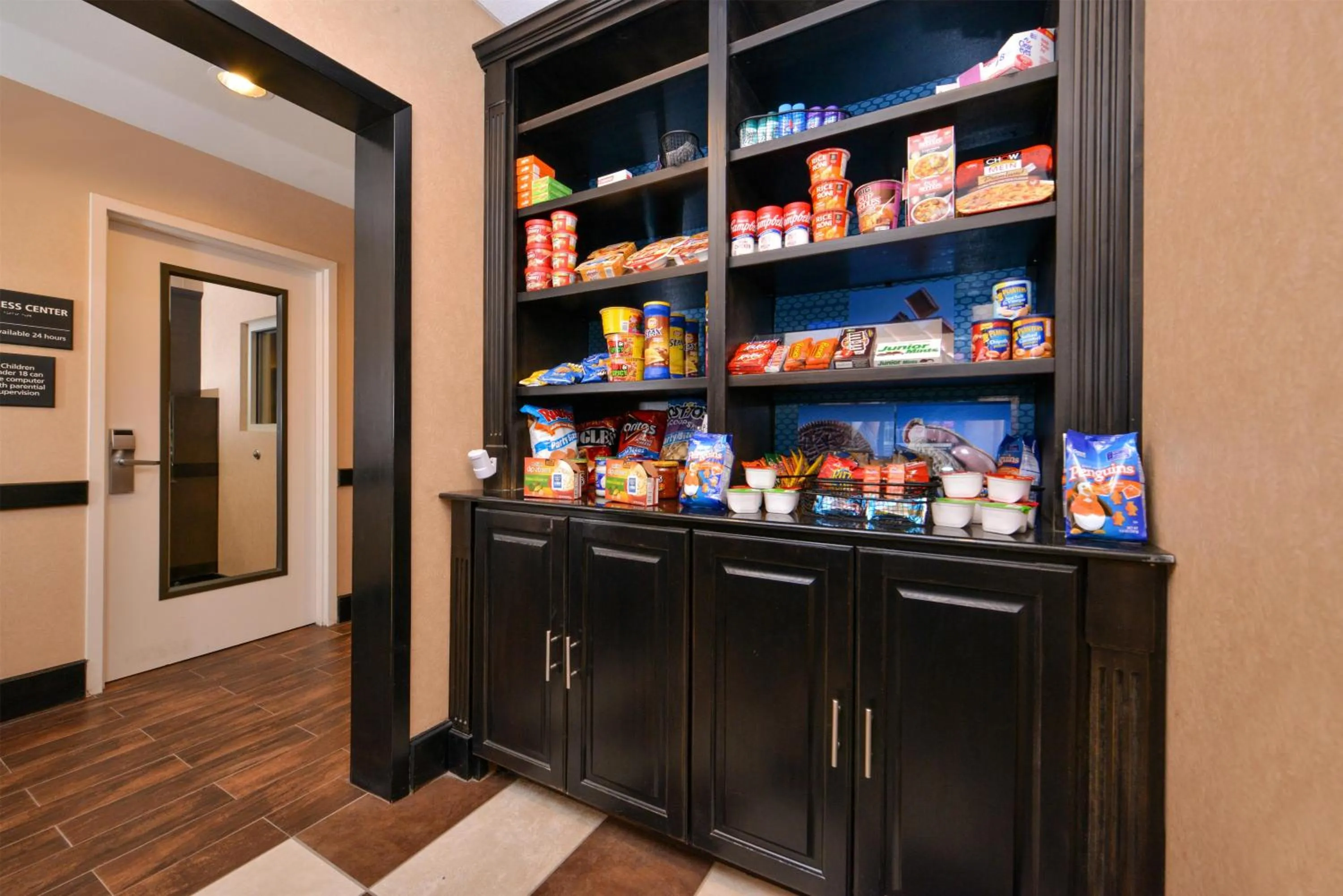 Restaurant/places to eat in Hampton Inn Pecos