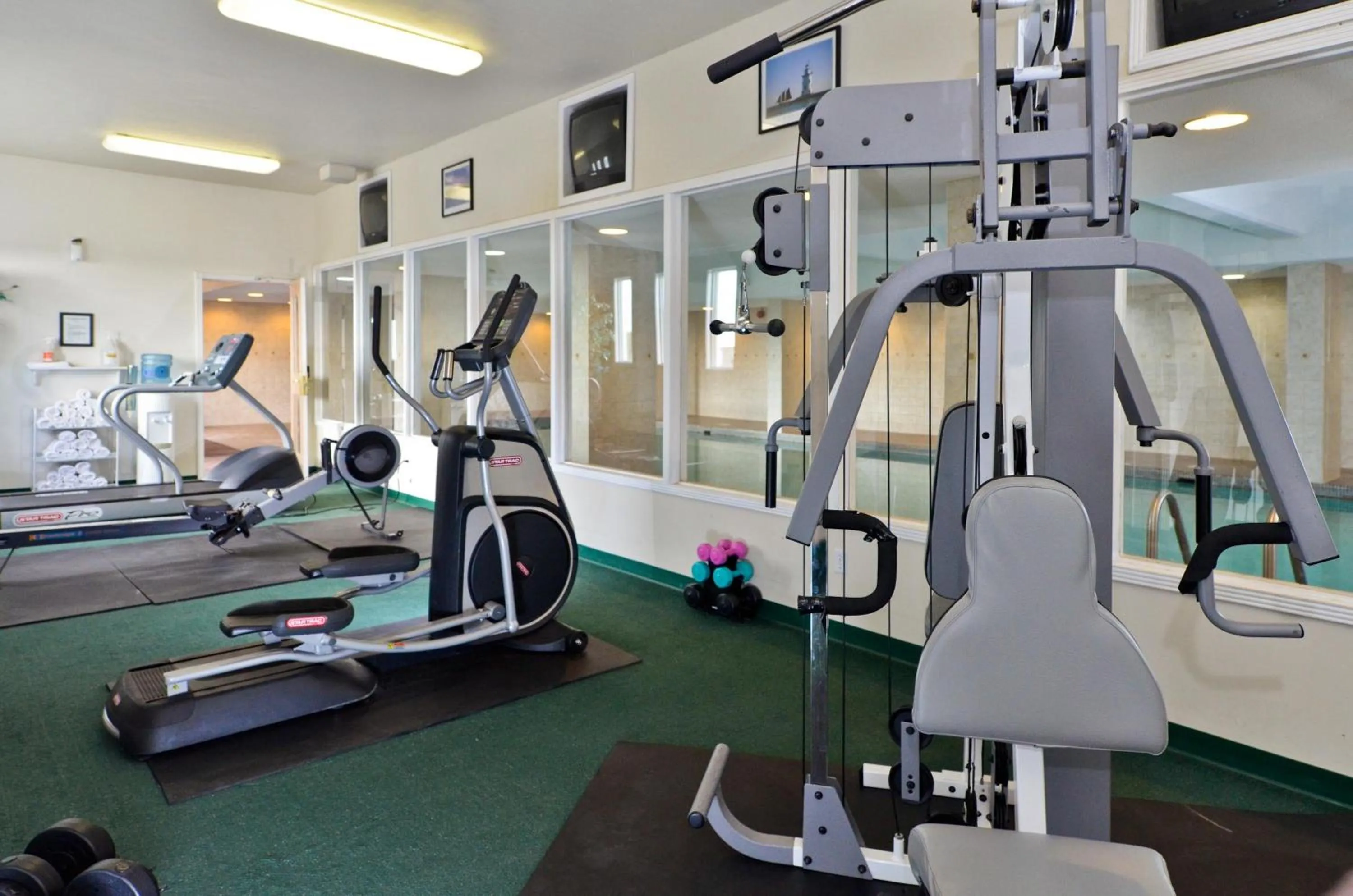Fitness centre/facilities in Sandman Hotel Lethbridge