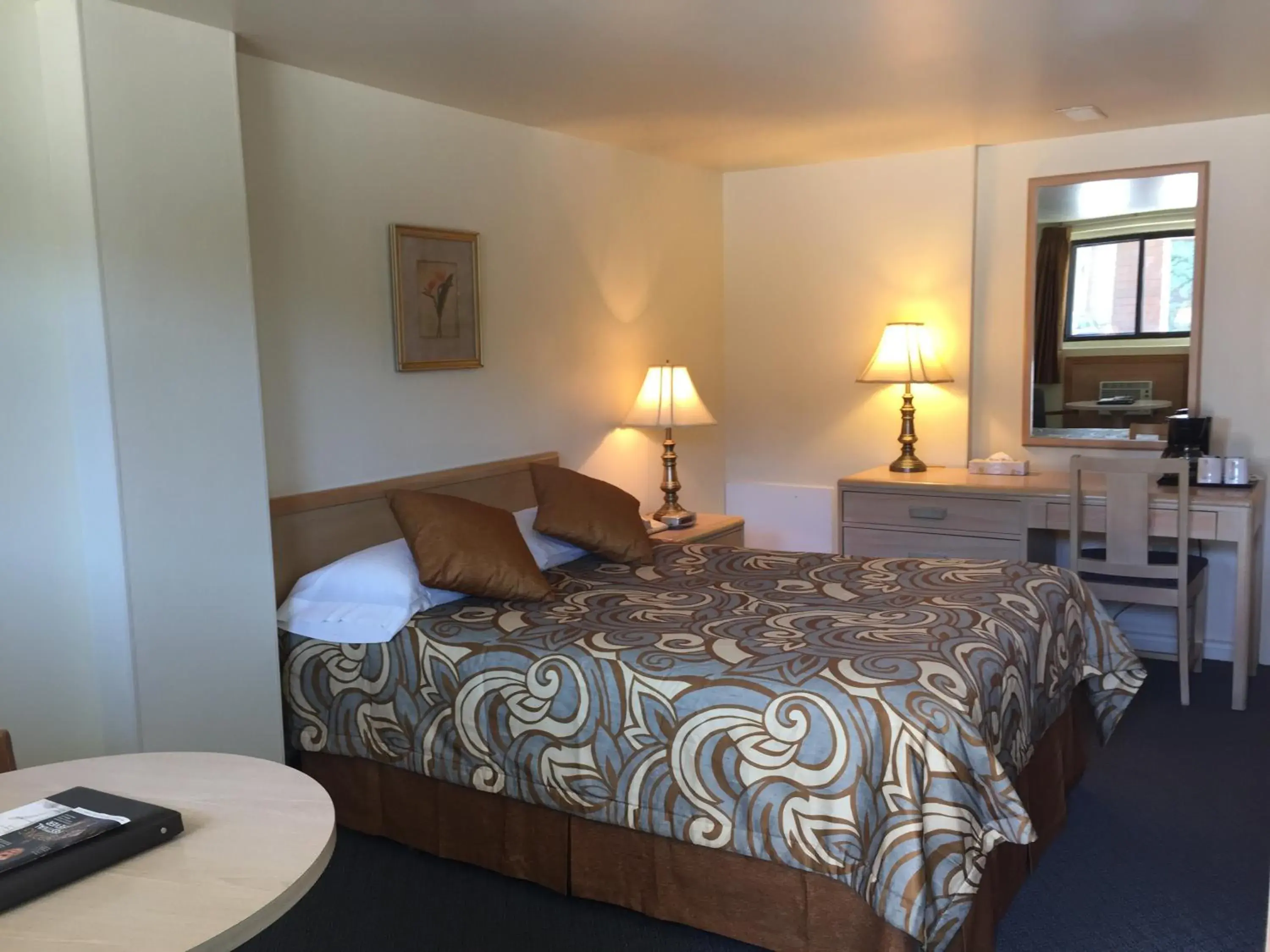 Standard Room with One Double Bed in Motel Du Chevalier Standard Room with One Double Bed in Motel Du Chevalier