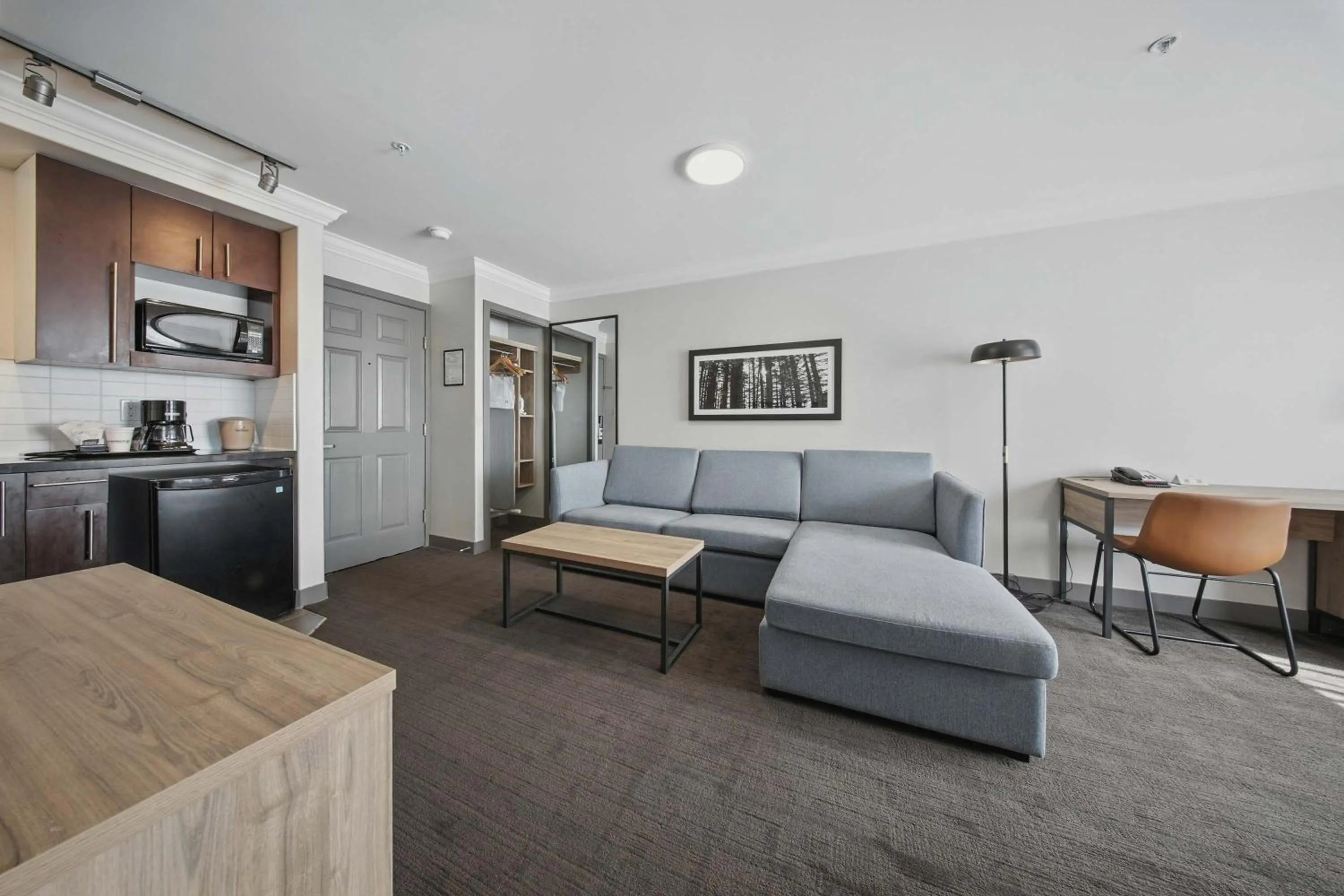 Photo of the whole room in Sandman Hotel Red Deer