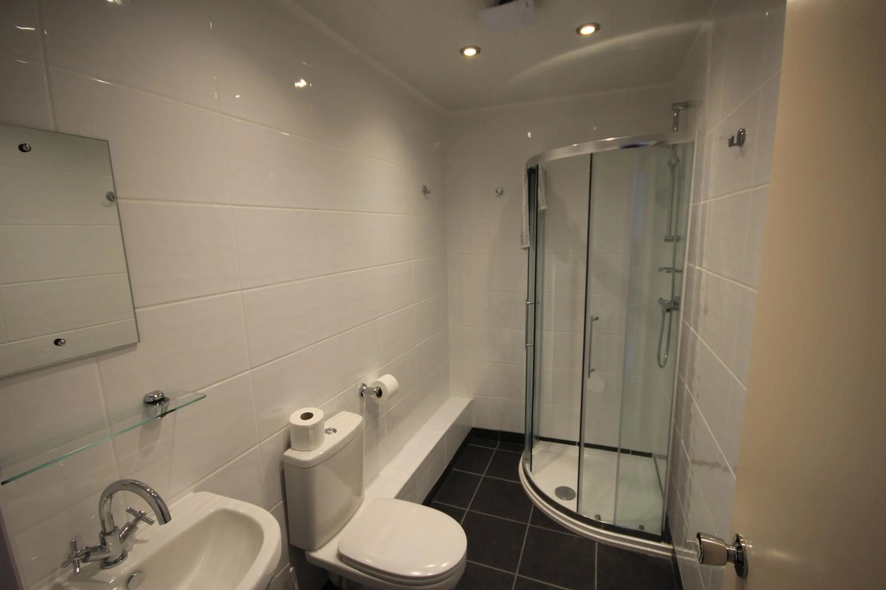 Bathroom in Dolphins Hotel