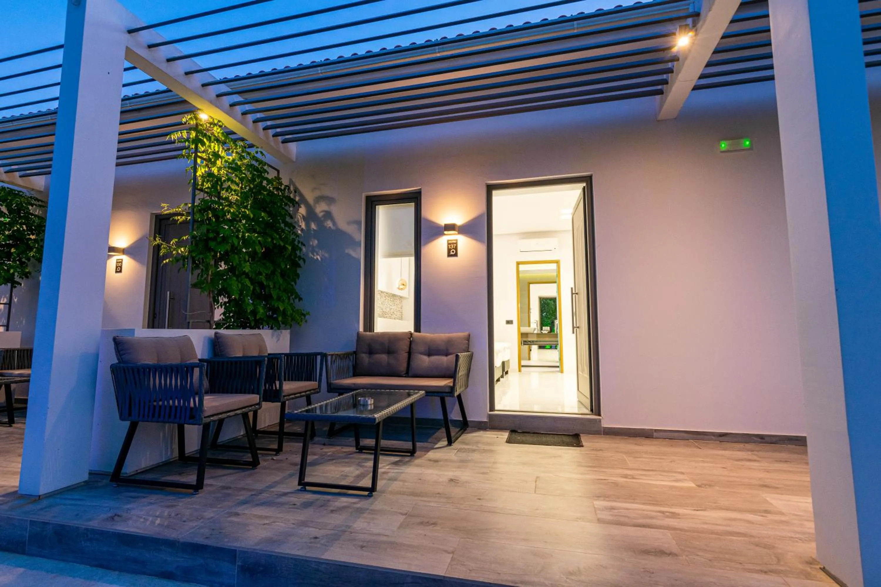 Balcony/Terrace in Sunny Garden Hotel