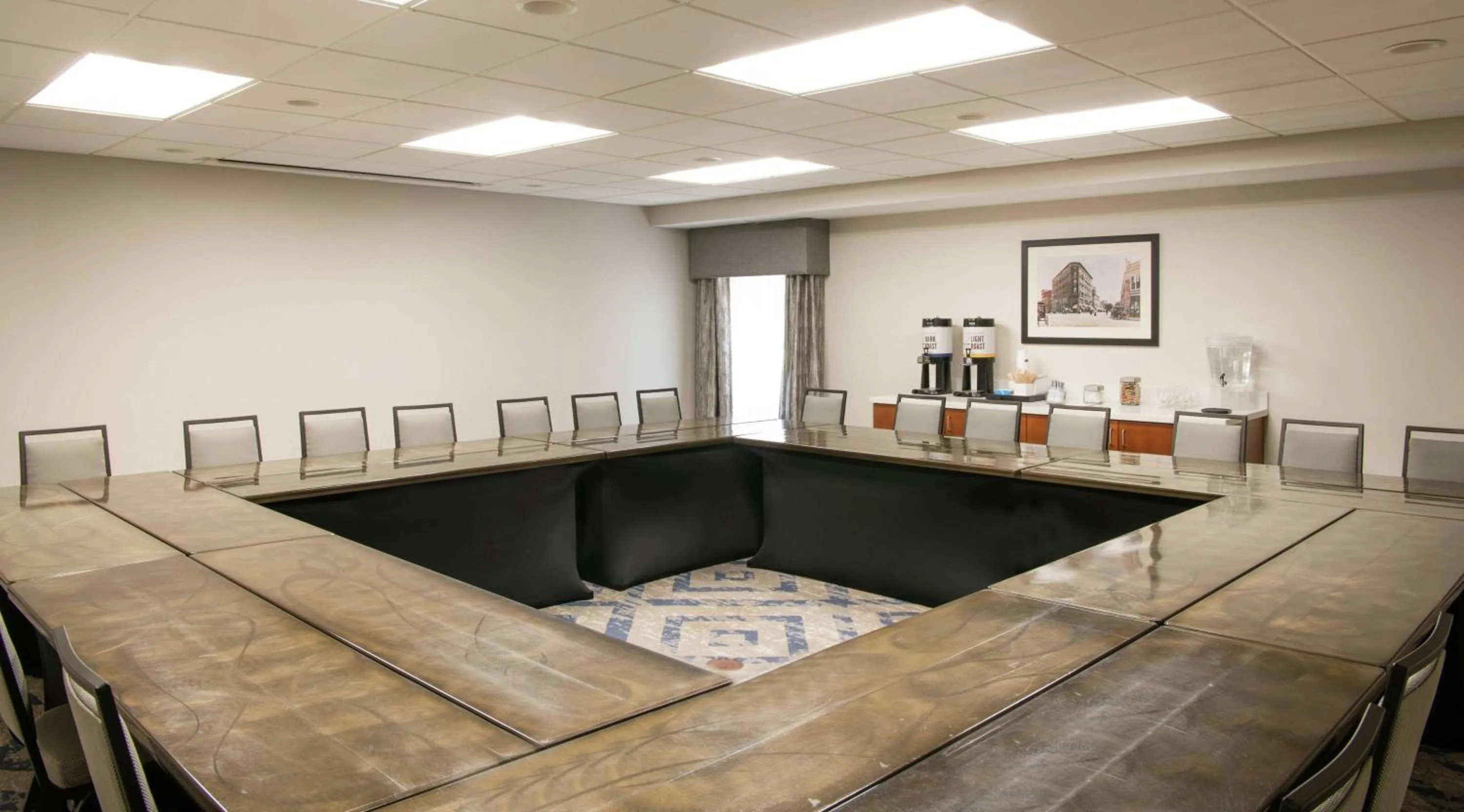 Meeting/conference room in Hampton Inn & Suites Rochester/Victor