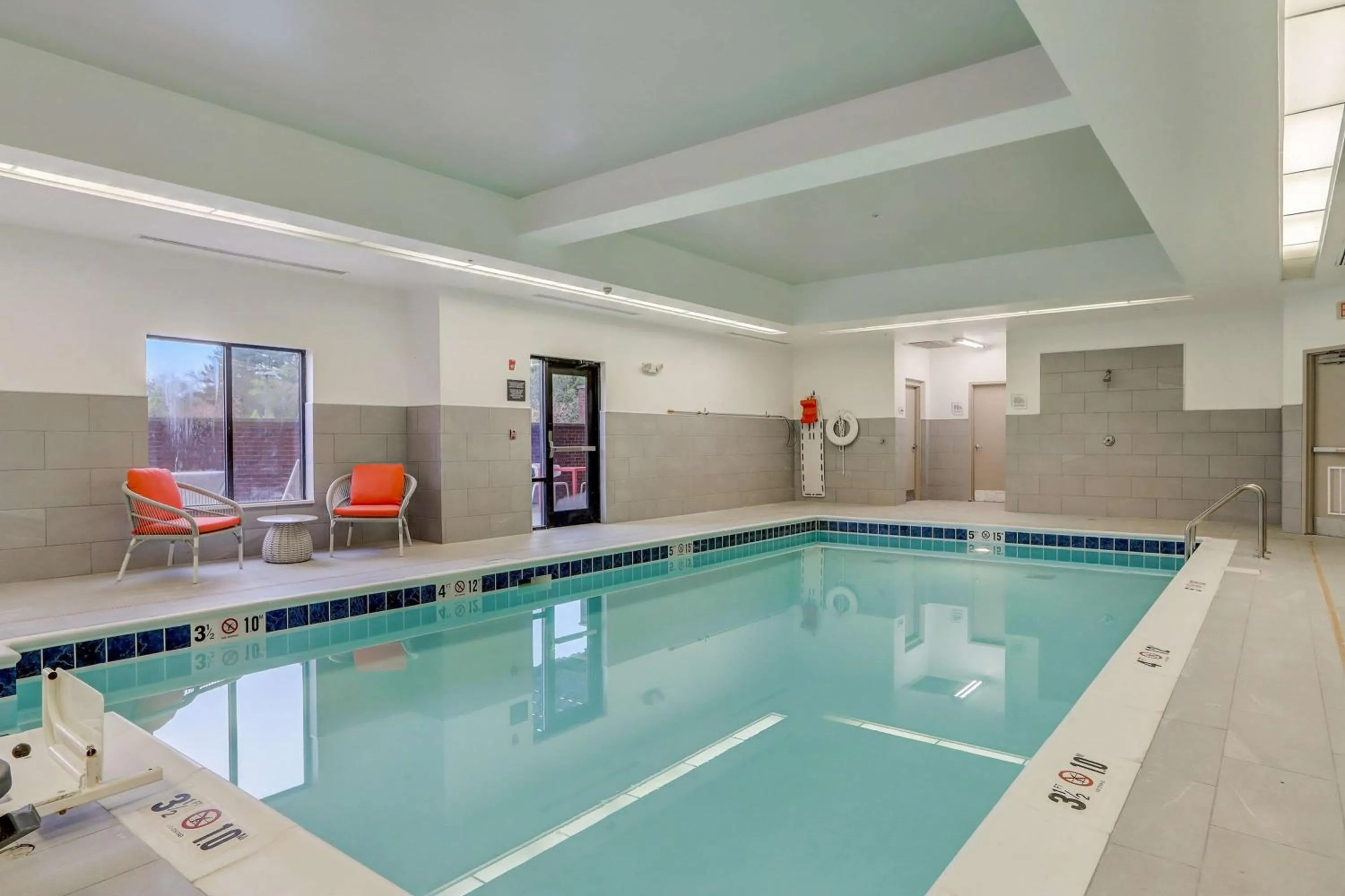 Pool view in Hilton Garden Inn Indianapolis Northwest