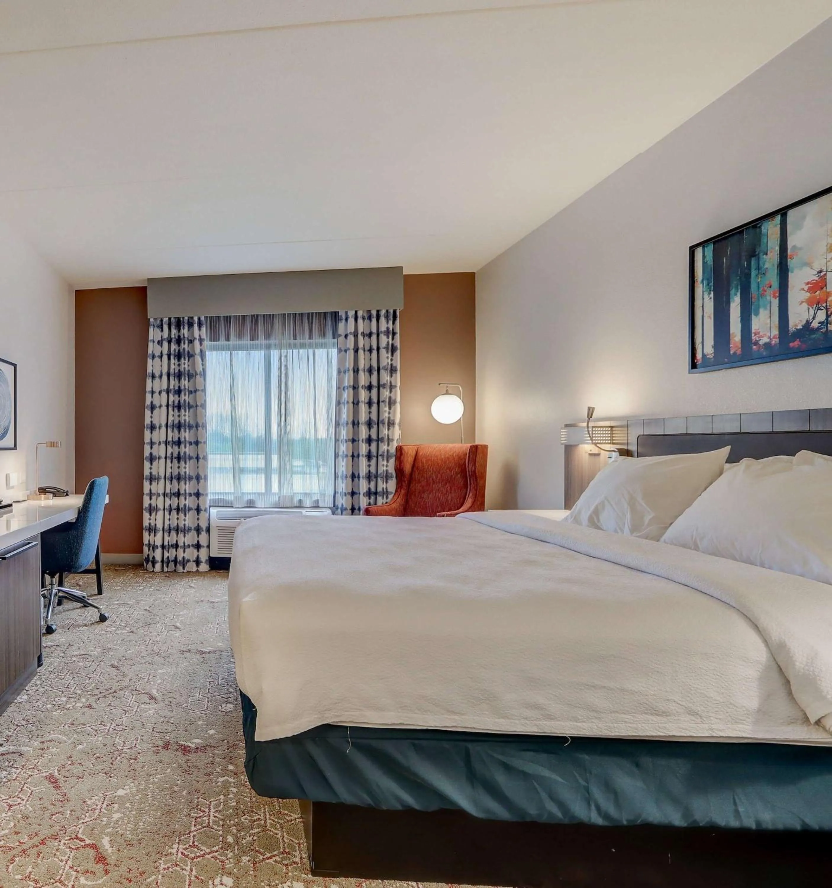 Bed in Hilton Garden Inn Indianapolis Northwest