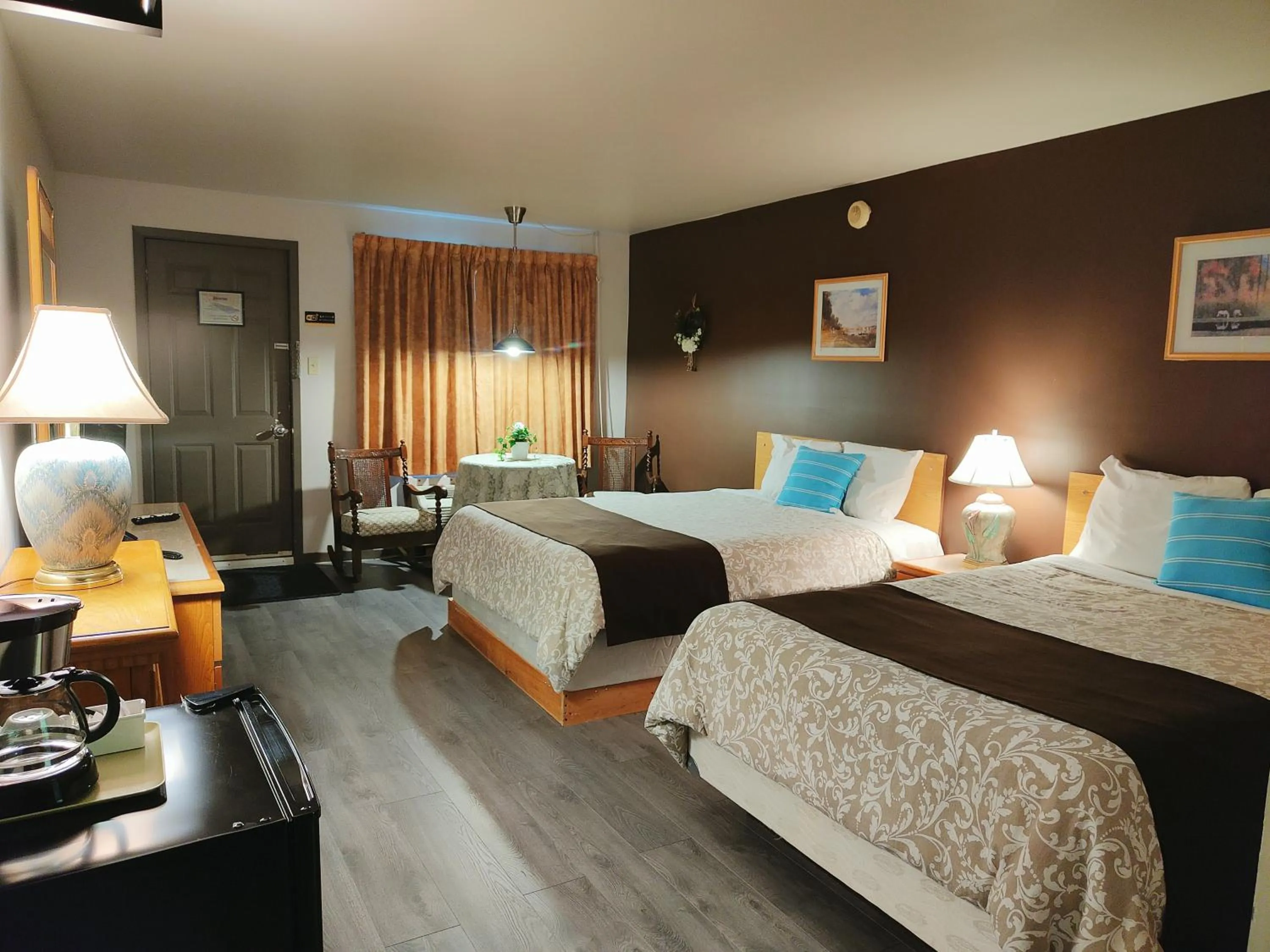 Bed in Motel Le Radisson de Val-David